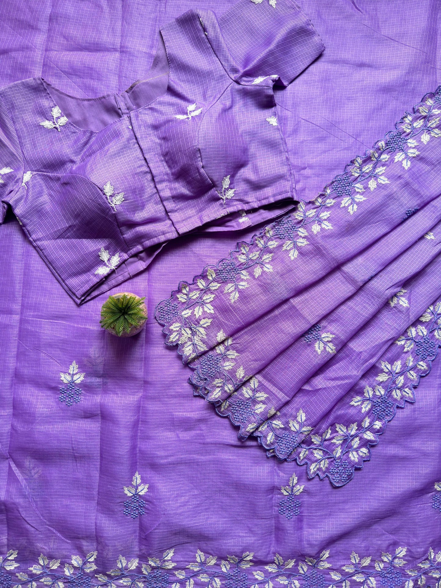Kota doriya with multy thread work and sclap border sarees