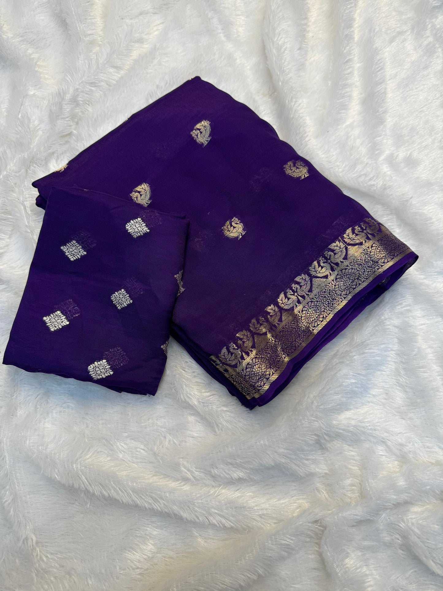 Pure soft Fabric zari  weaving Chinnon  Saree