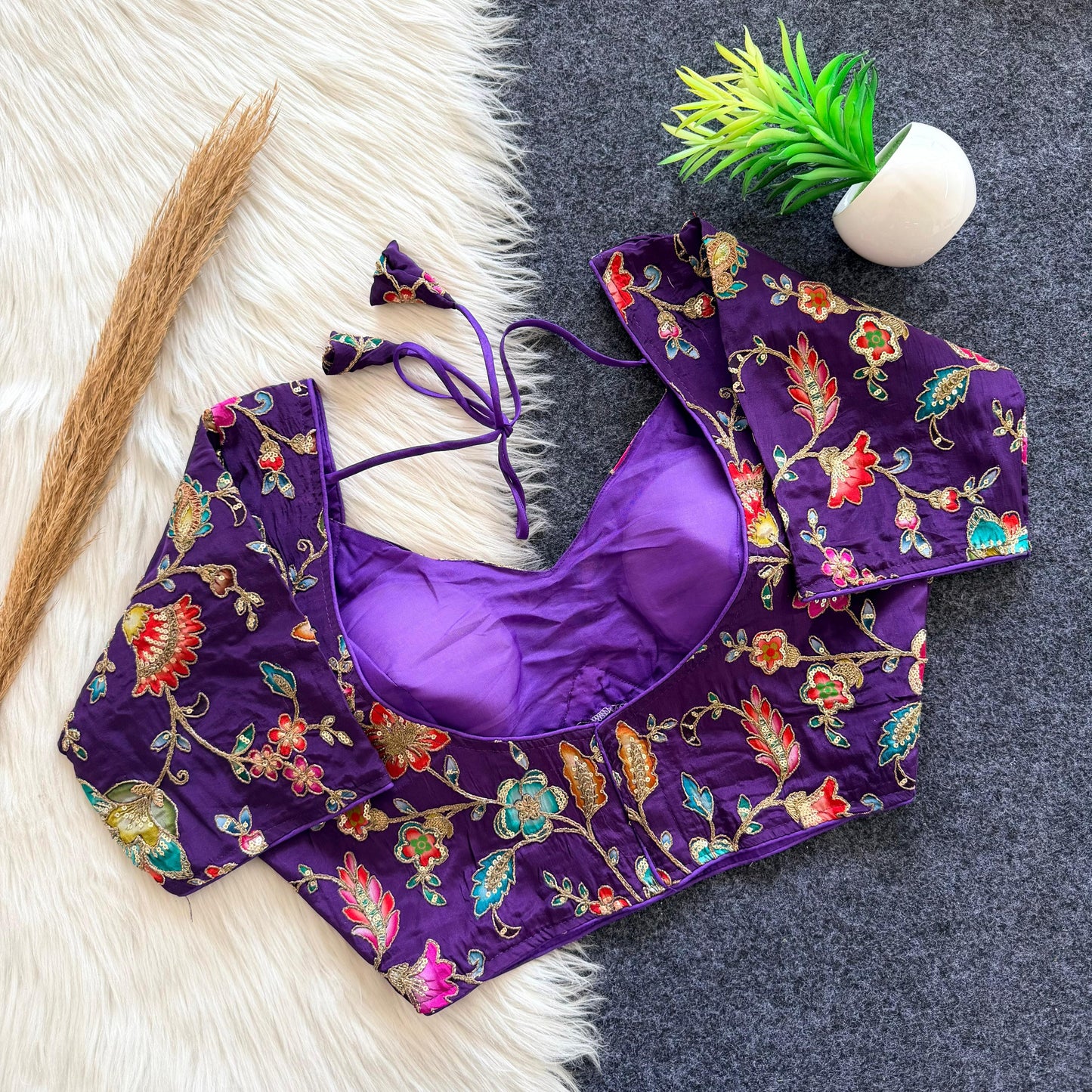 Beautiful flower print all over ready made blouse