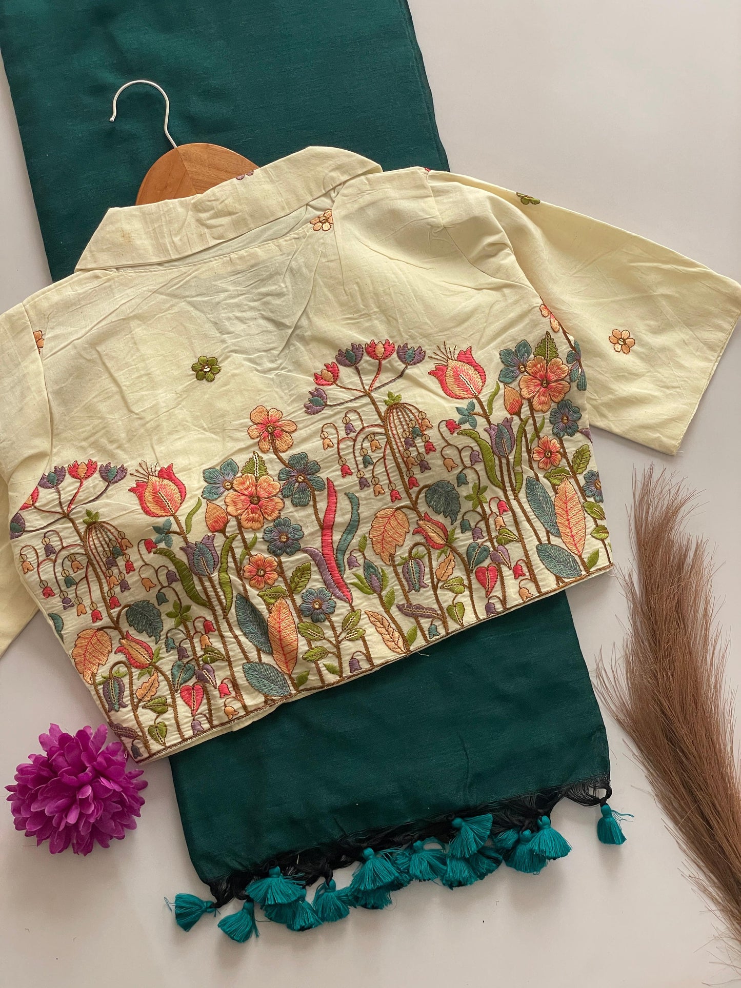 PRESENTING ORIGINAL COTTON COLLAR NECK BLOUSE WITH COTTON SAREE