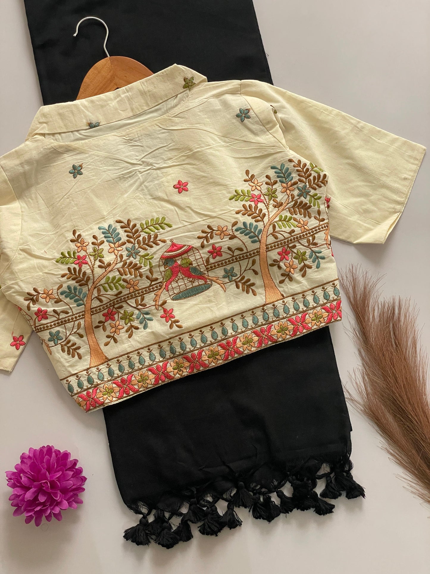 PRESENTING ORIGINAL COTTON COLLAR NECK BLOUSE WITH COTTON SAREE