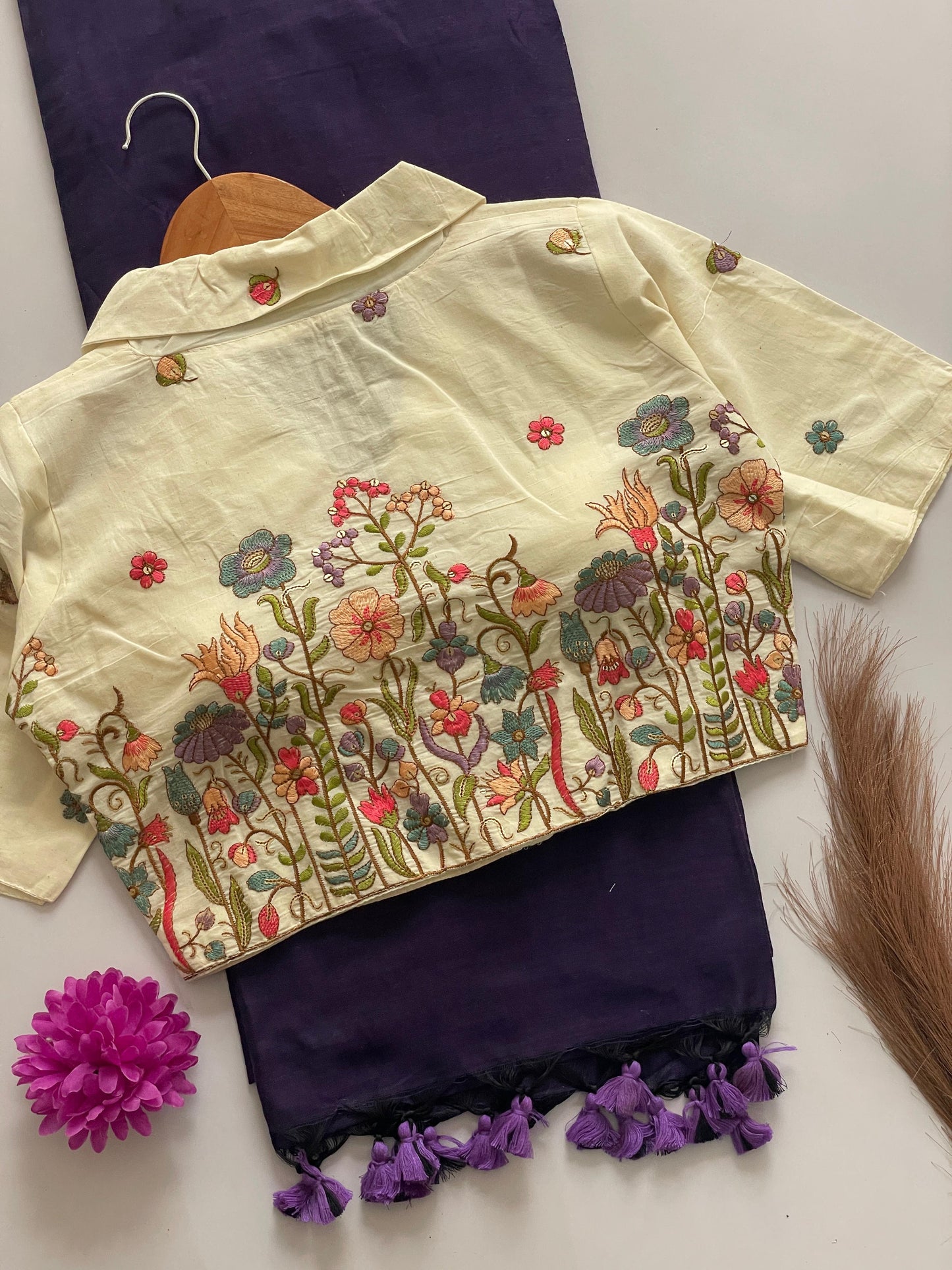PRESENTING ORIGINAL COTTON COLLAR NECK BLOUSE WITH COTTON SAREE