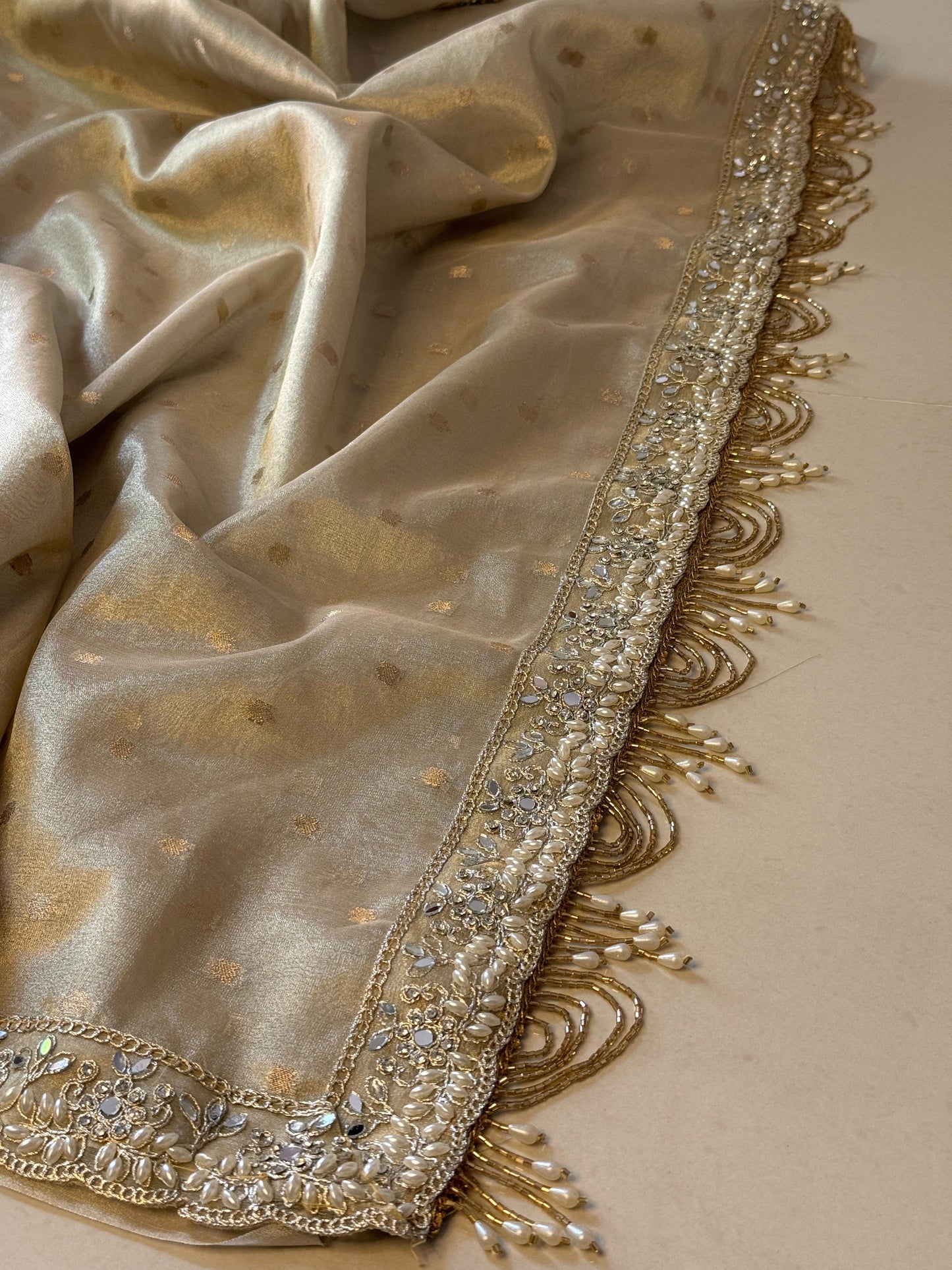 Soft Tissue all over booti weave saree