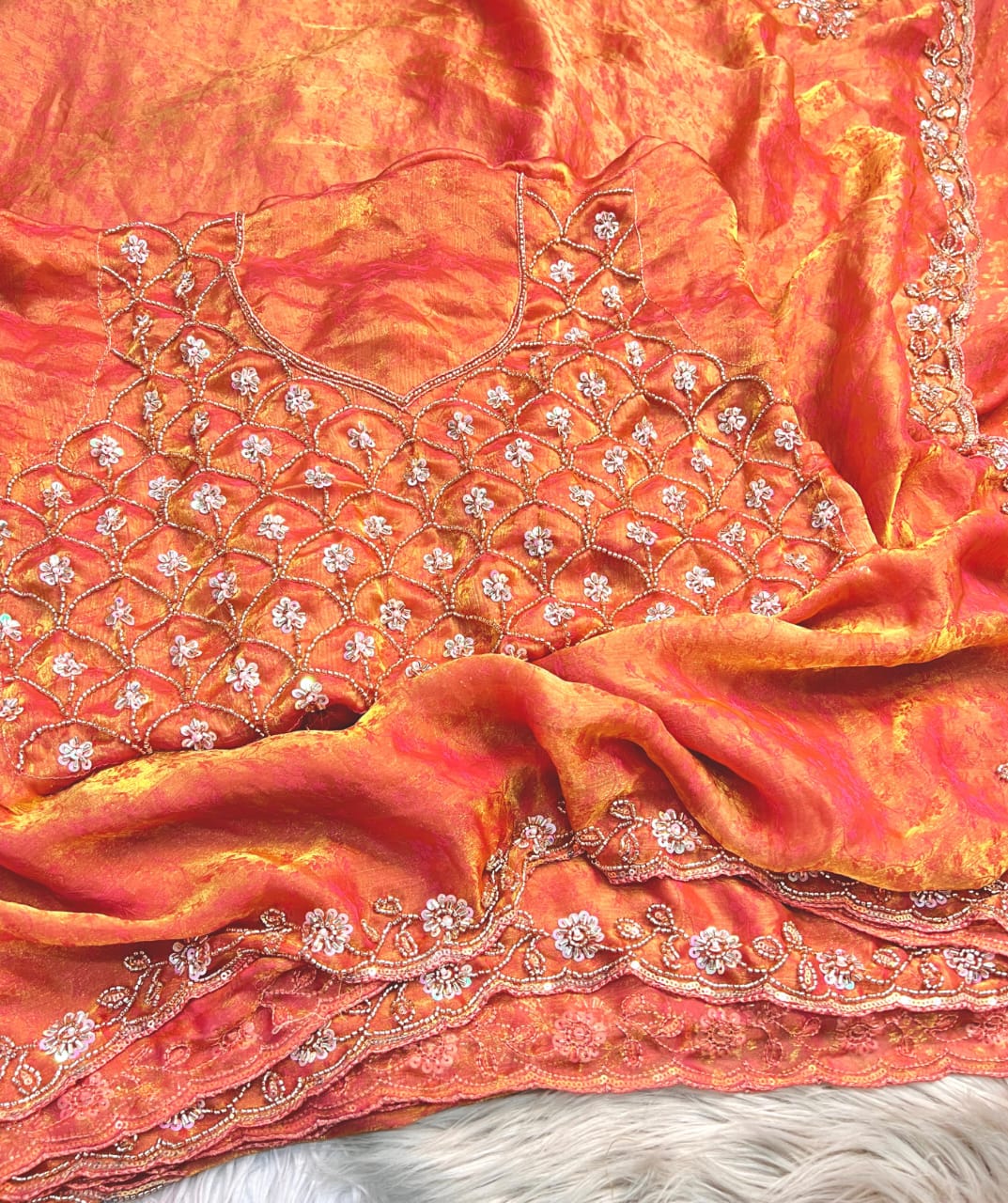 Fancy Space Silk Self Jequard Weaving Fabric Saree
