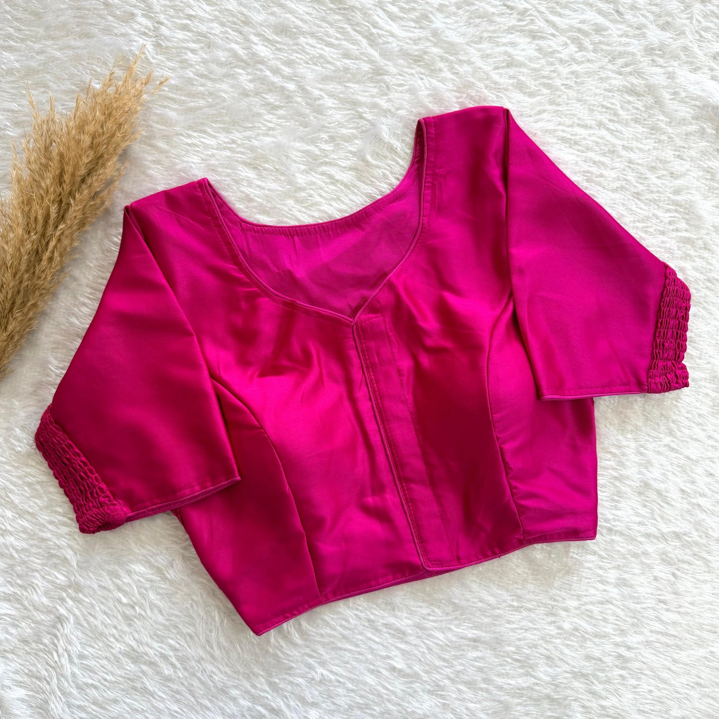 Soft silk fabric with elastic attach for better fitting ready made blouse