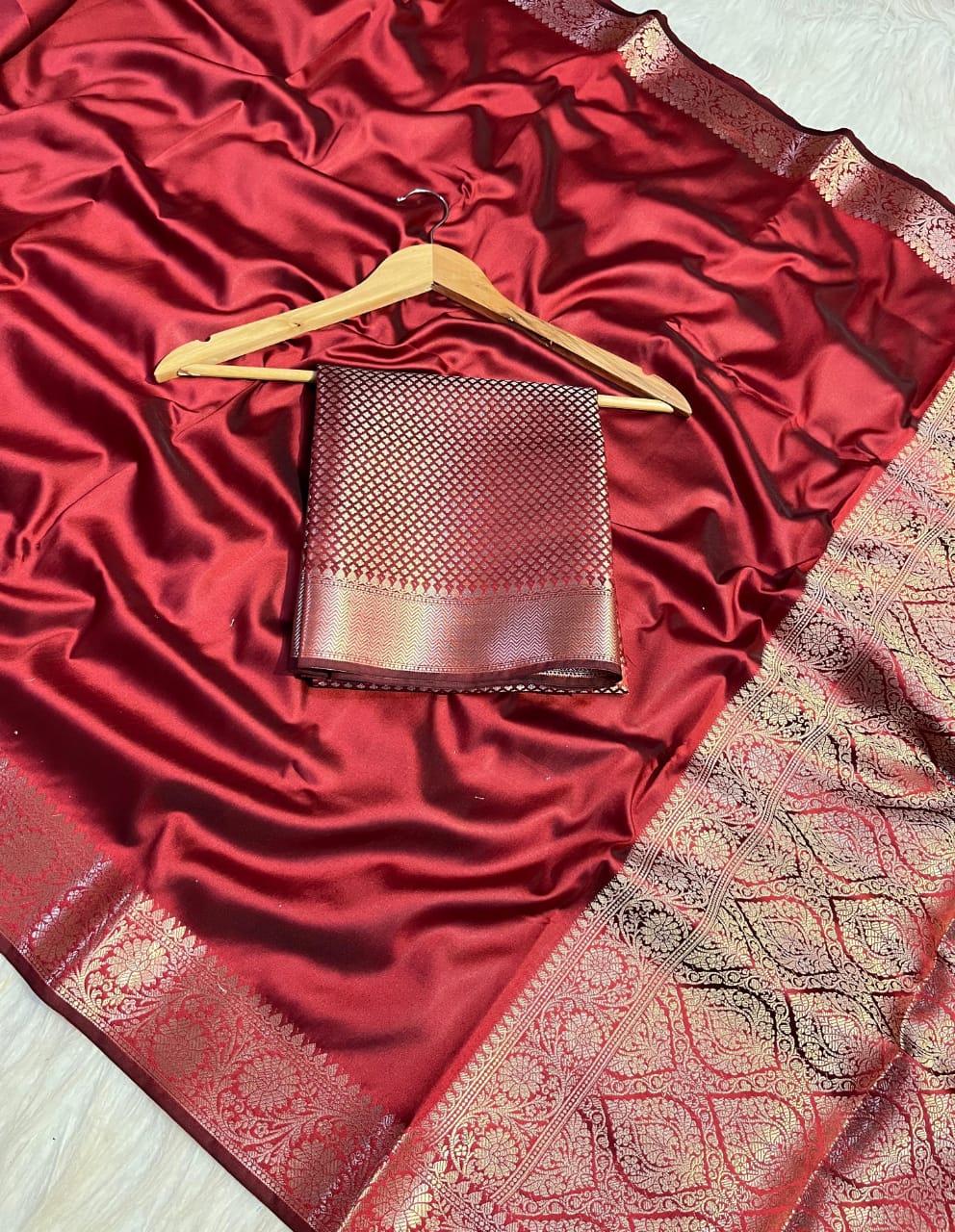 Banarasi Semi katan Soft Saree