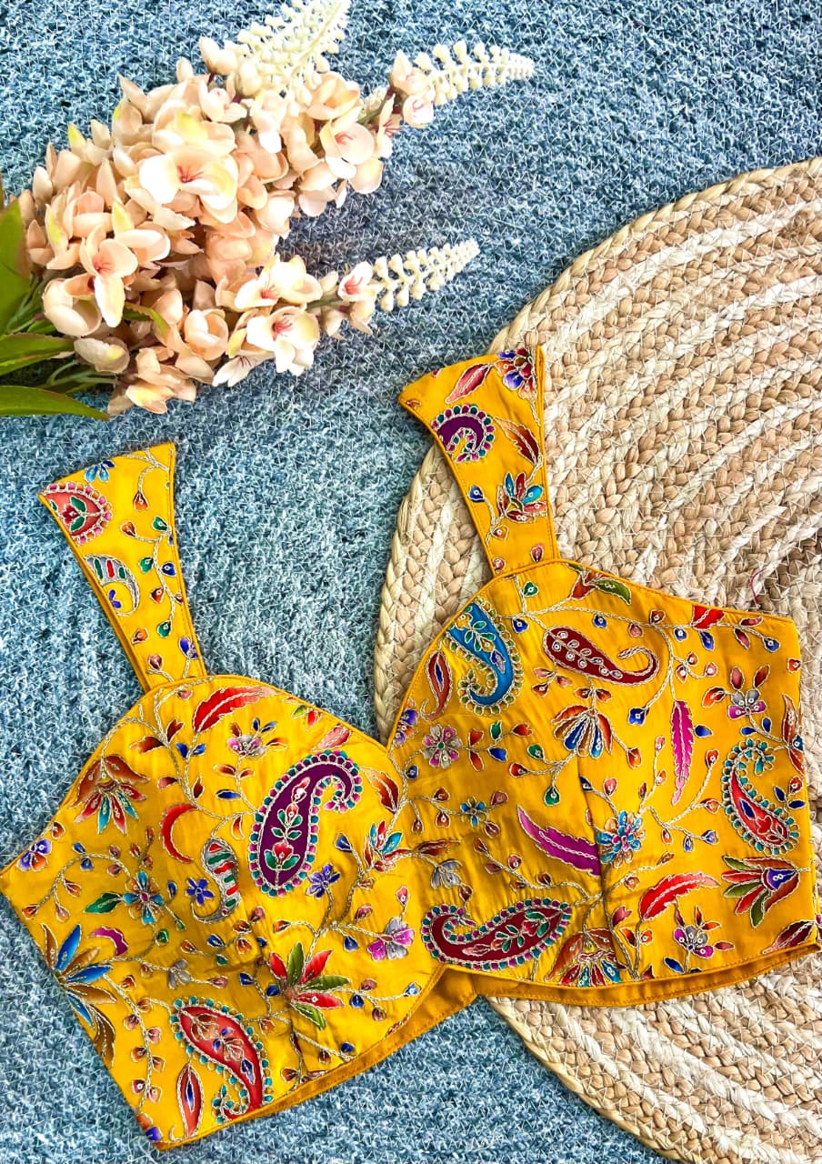 Pure crape sleeveless ready made blouse