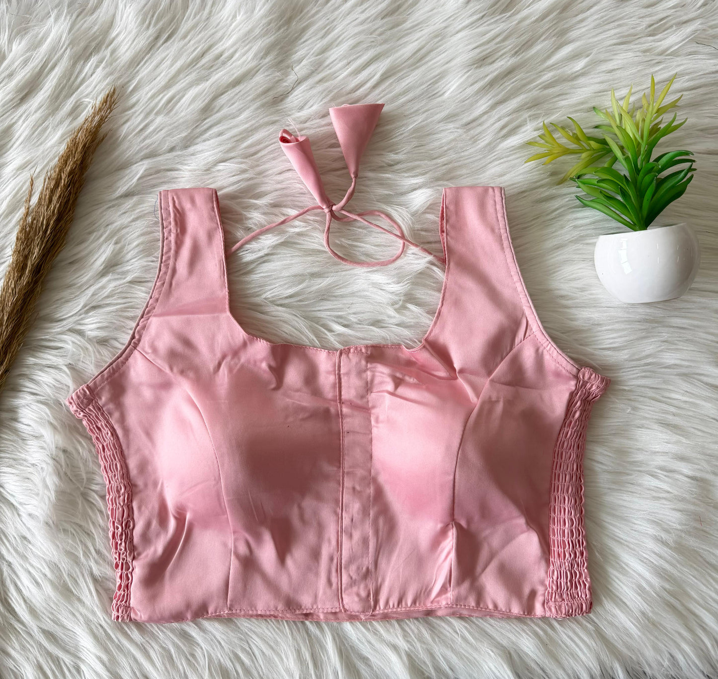Soft silk fabric with elastic attach for better fitting ready made blouse