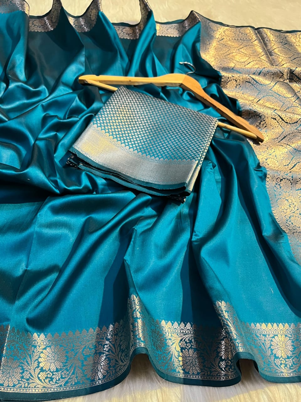 Banarasi Semi katan Soft Saree