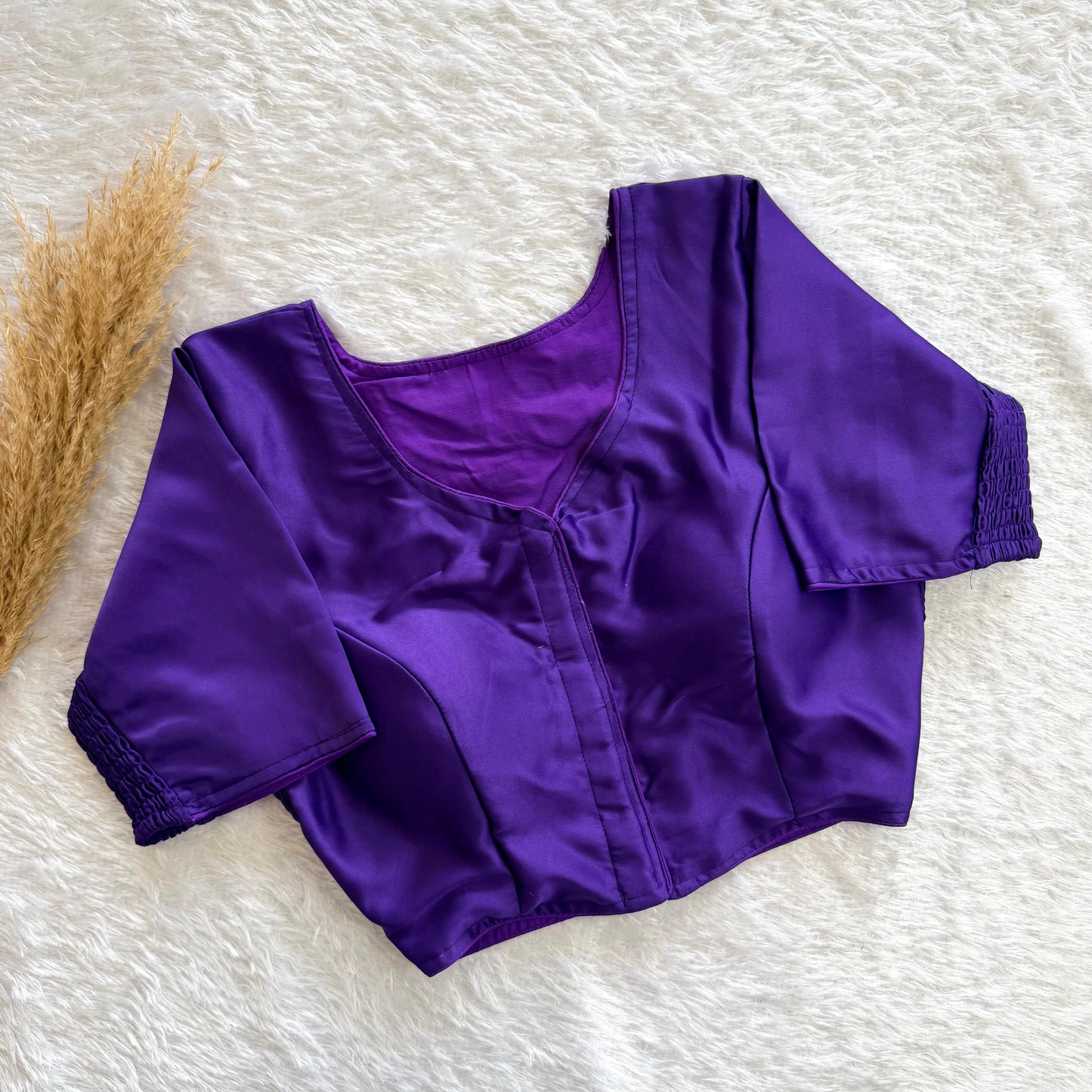 Soft silk fabric with elastic attach for better fitting ready made blouse