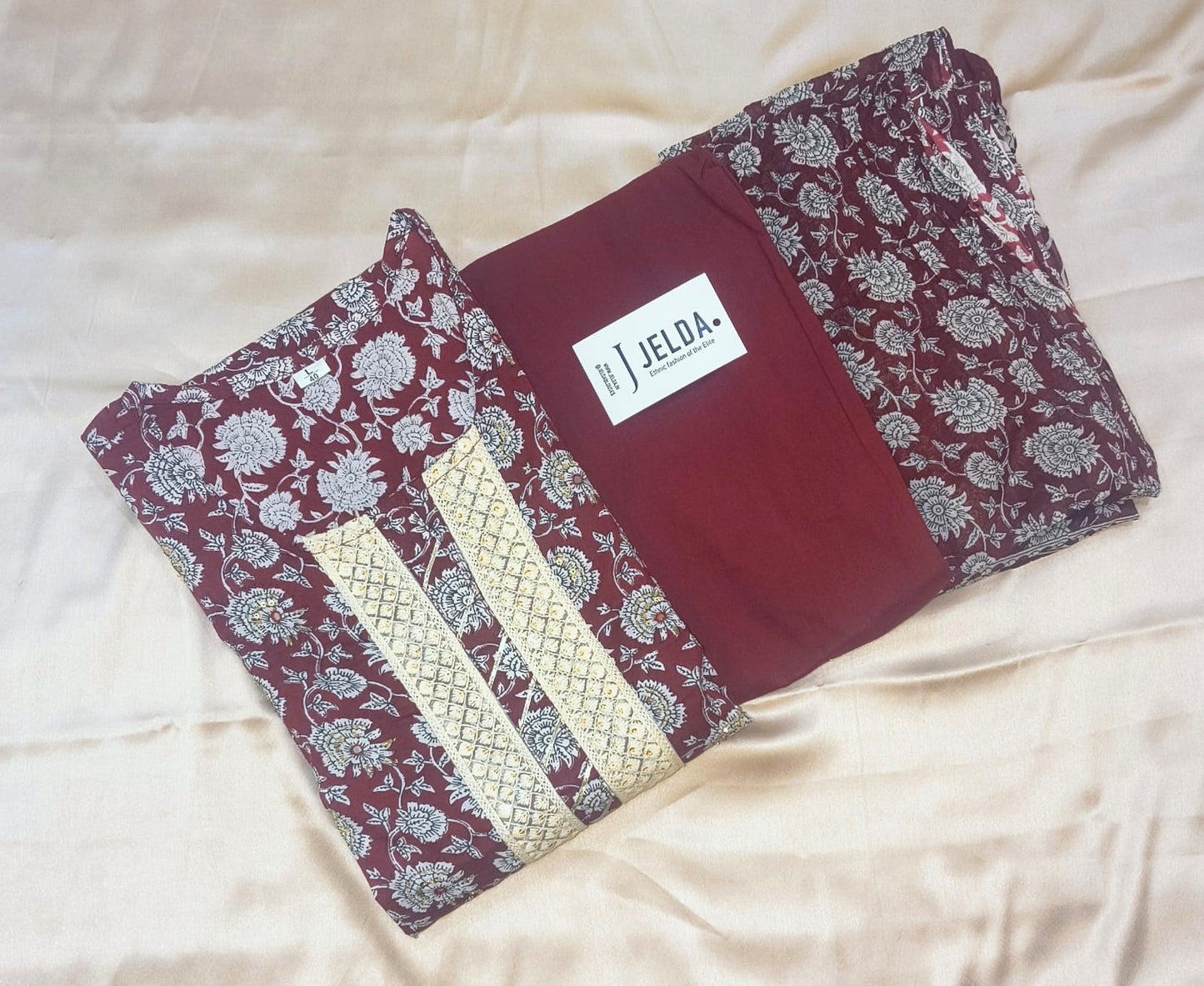 Cotton printed work with lace salwar suit