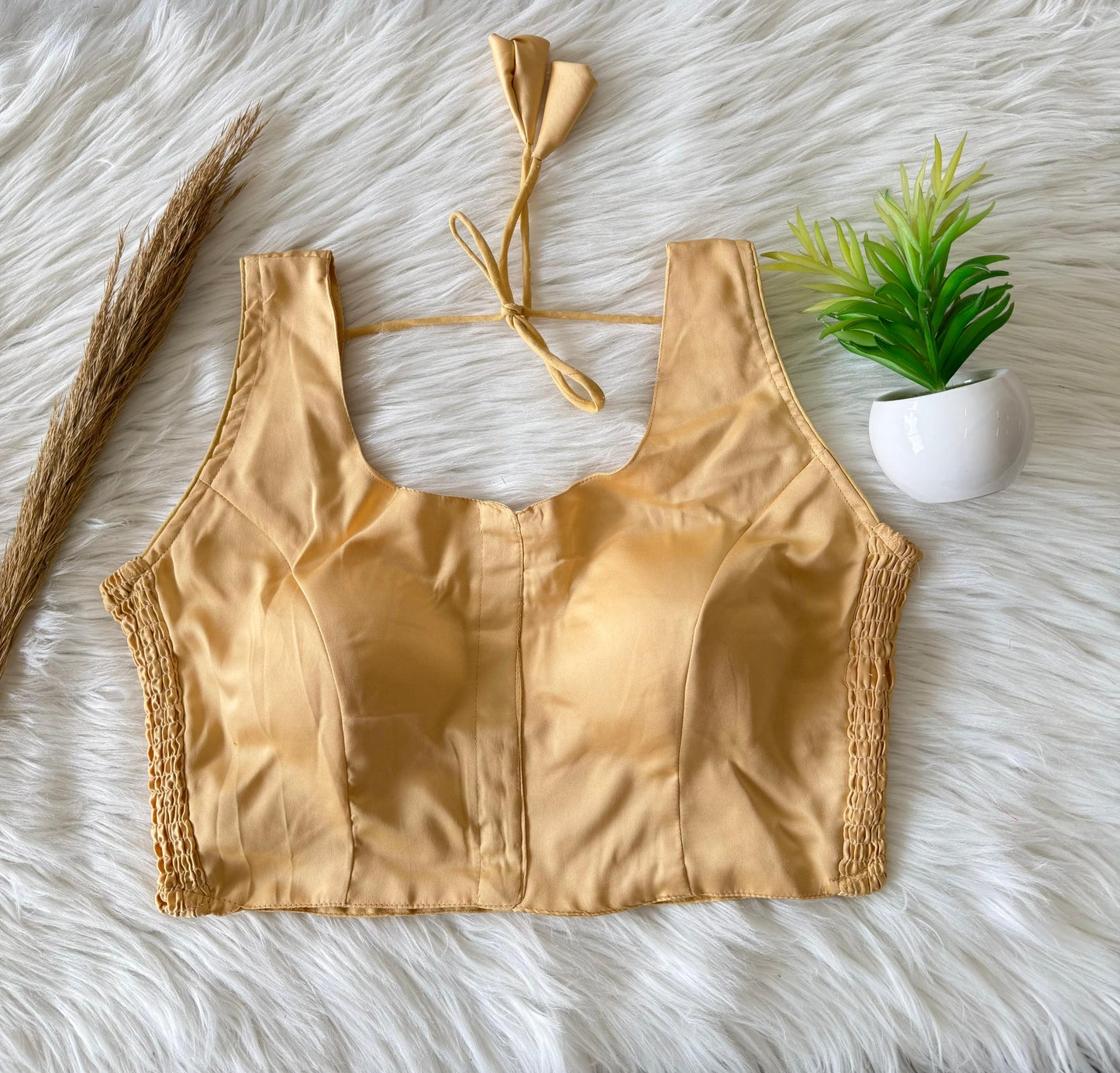 Soft silk fabric with elastic attach for better fitting ready made blouse