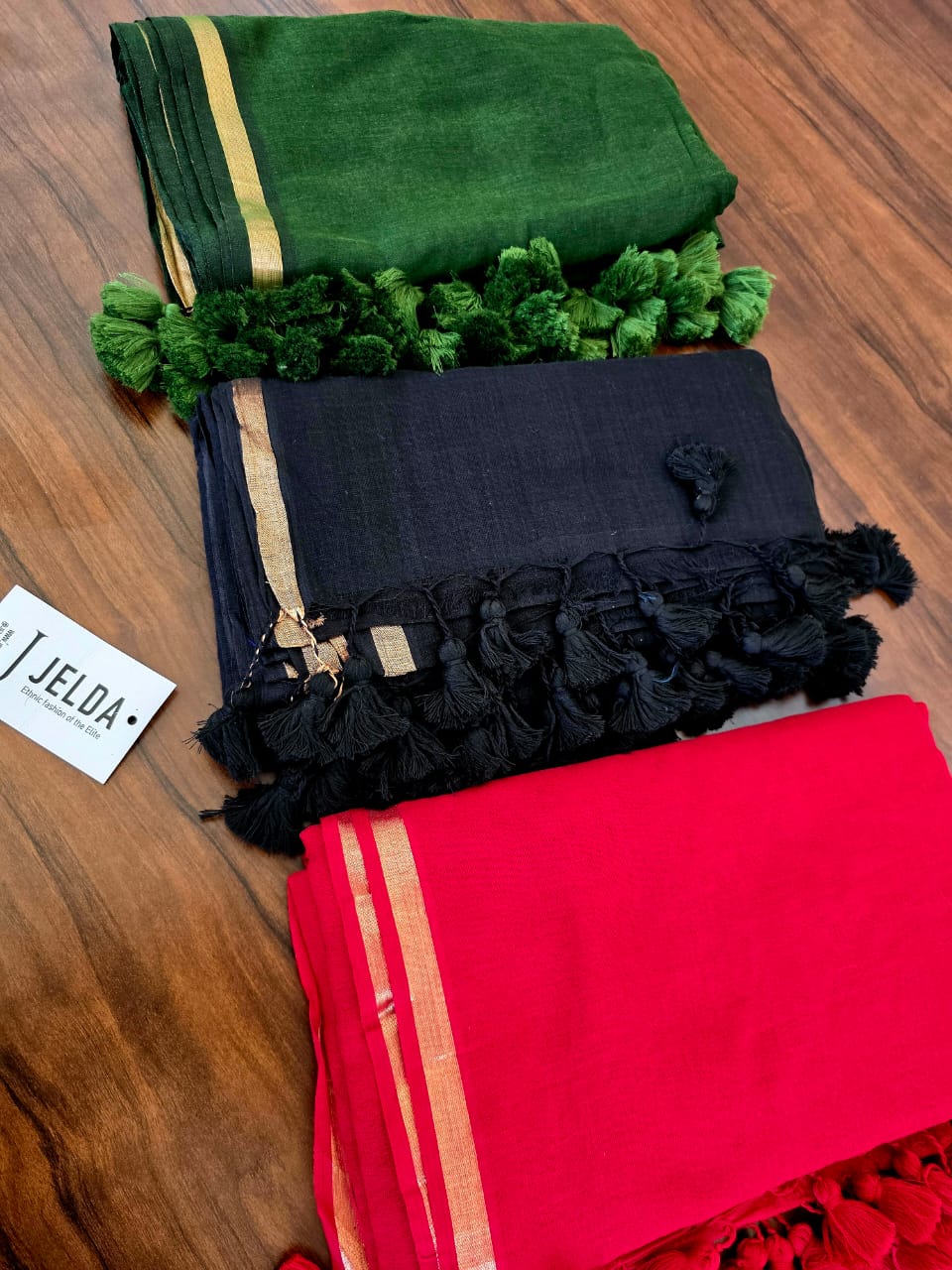 Handloom Pure Mul Cotton Series: Classic Solids & Zari Borders