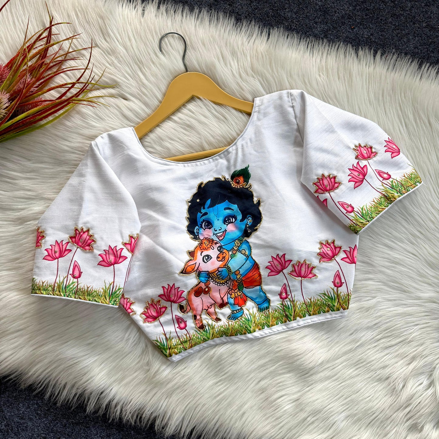 Semi pure silk fabric with Decent print all over ready made blouse