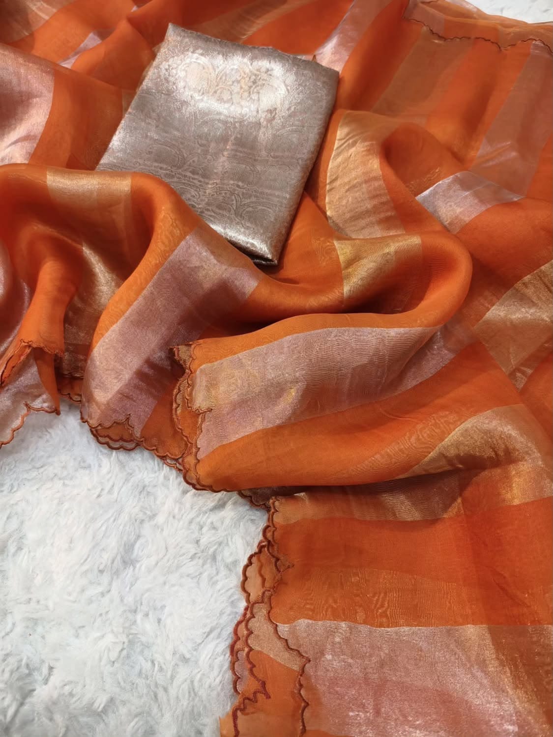 CELEBRATE THIS FESTIVAL SEASON WITH OUR ADOREABLE SAREE TO SHINE
