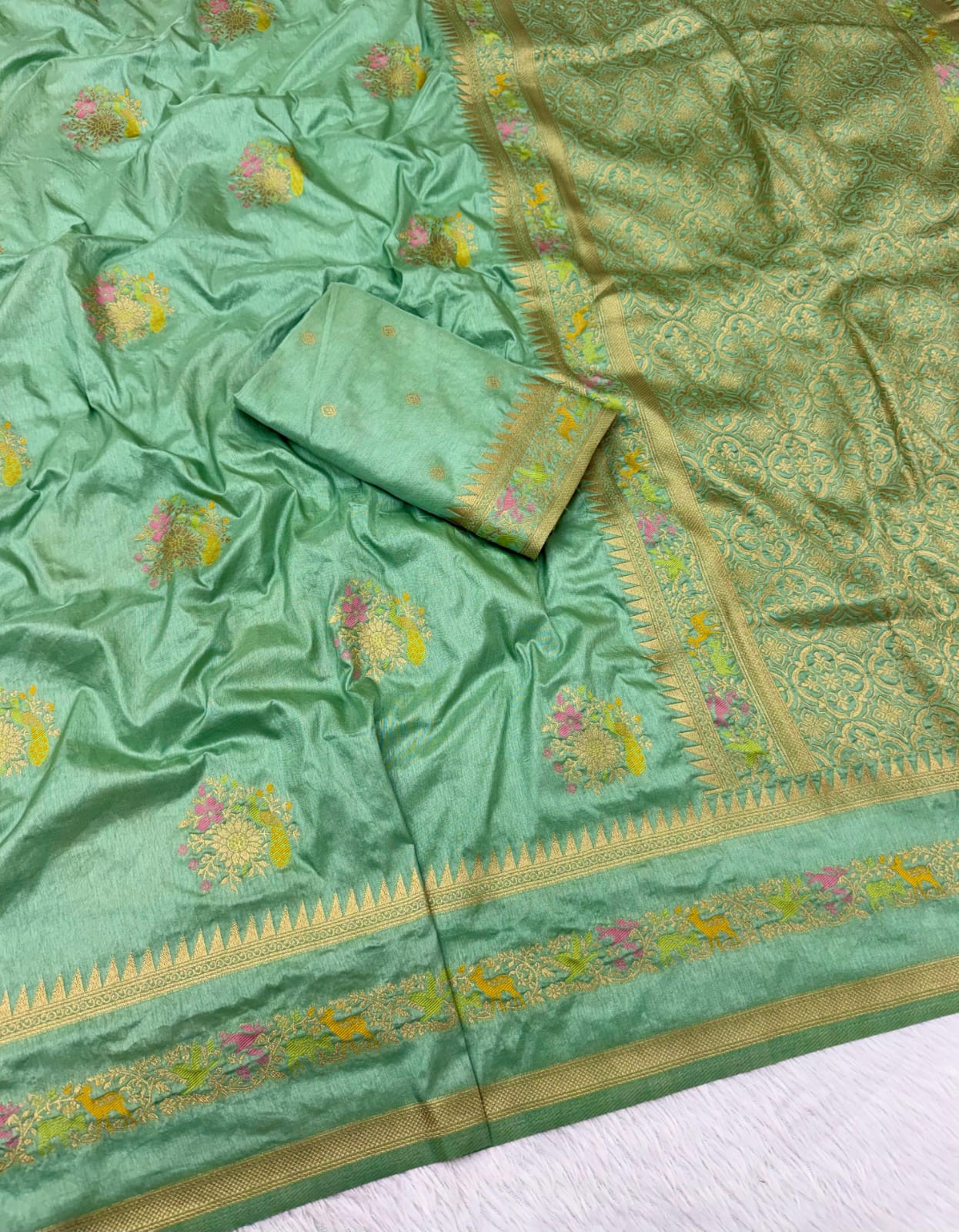 Soft Pure dolla Silk Weaving Saree
