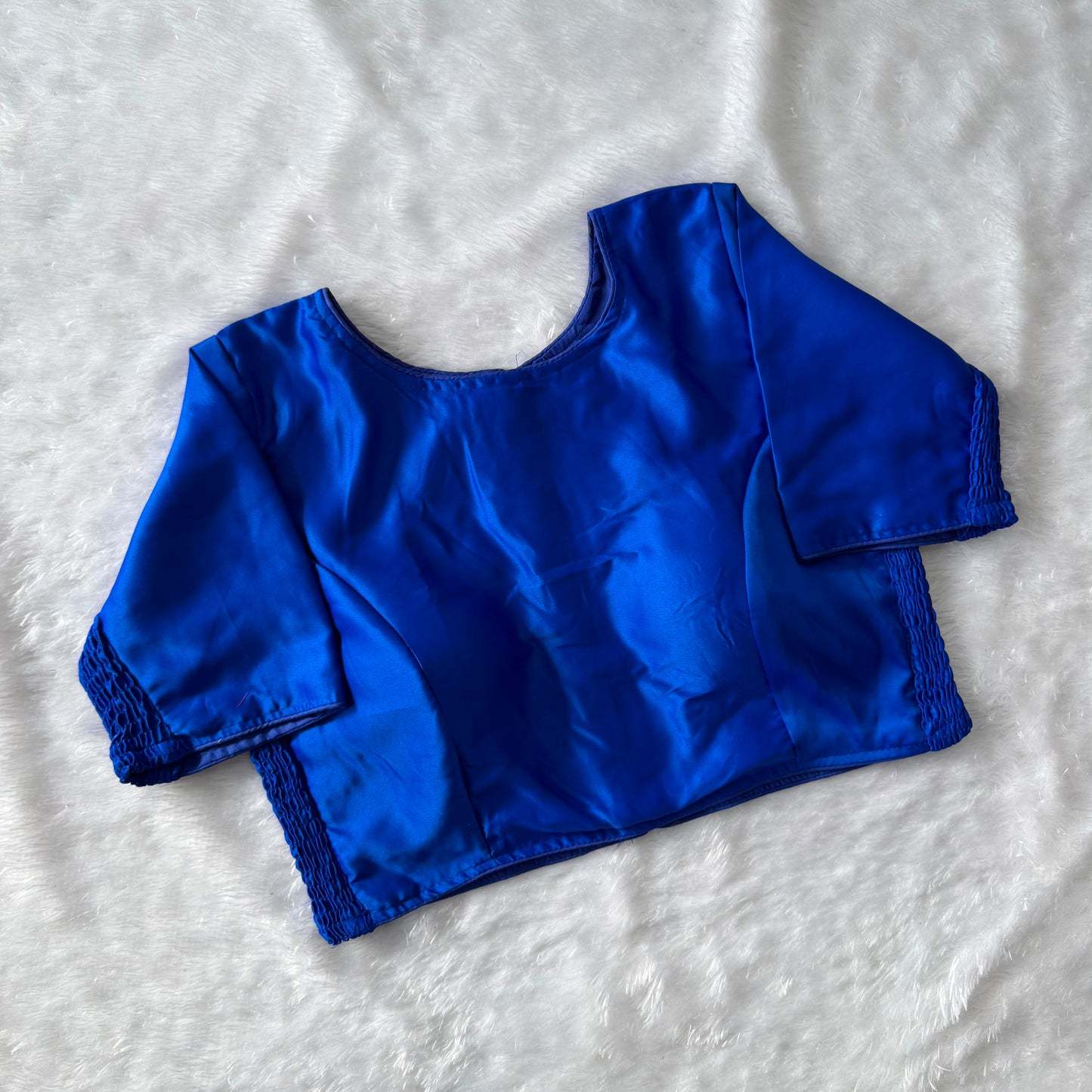 Soft silk fabric with elastic attach for better fitting ready made blouse