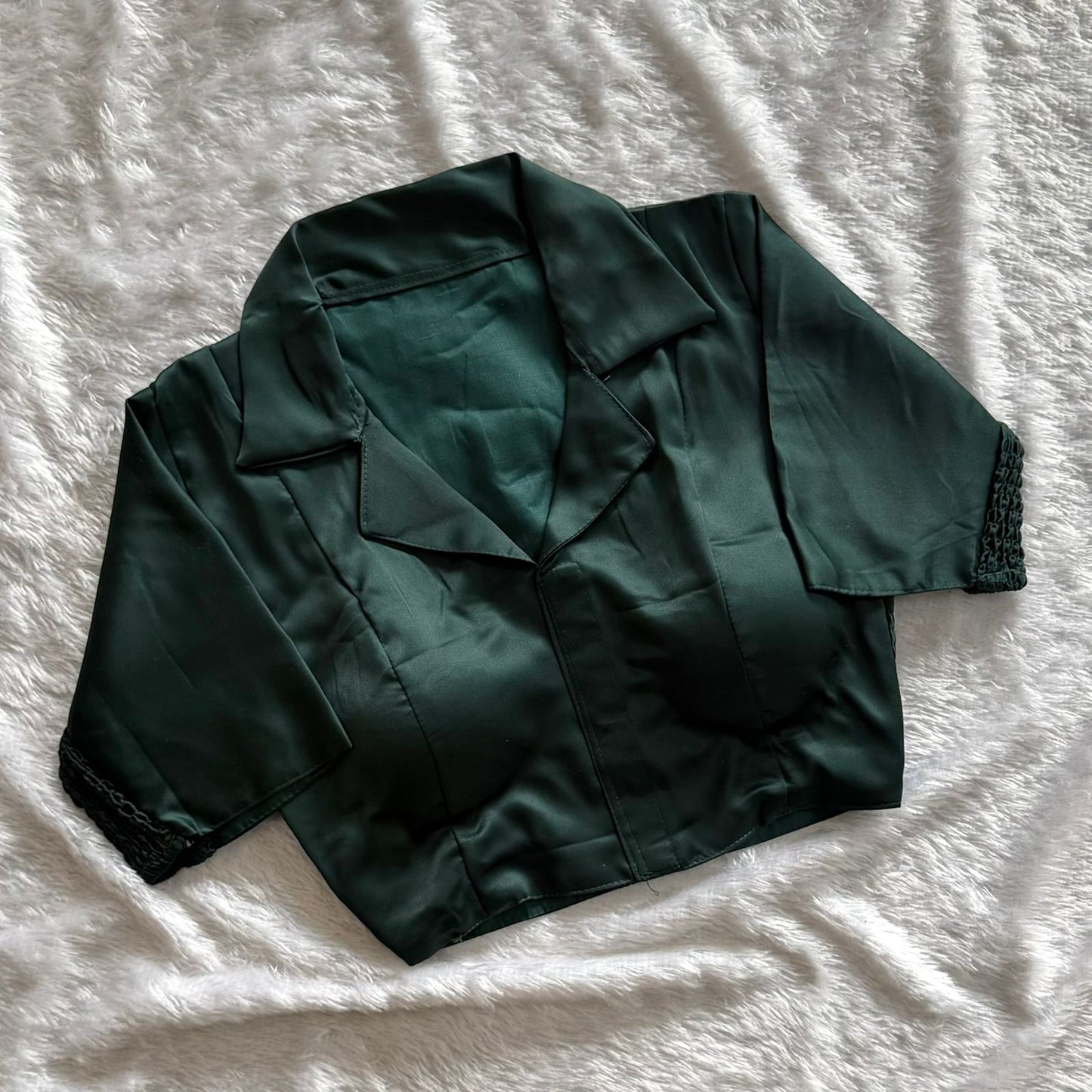 Soft silk fabric with elastic attach for better fitting ready made blouse