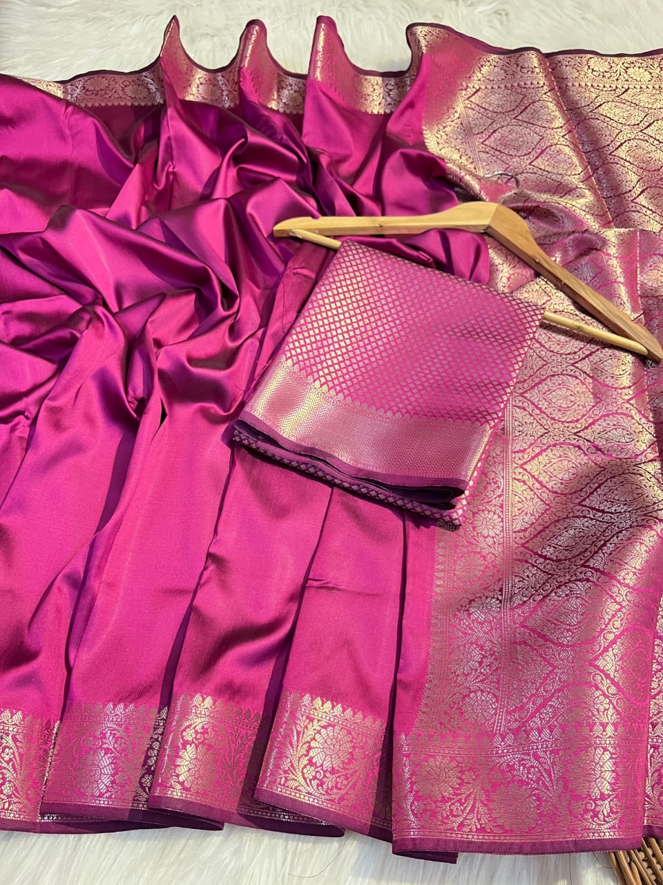 Banarasi Semi katan Soft Saree