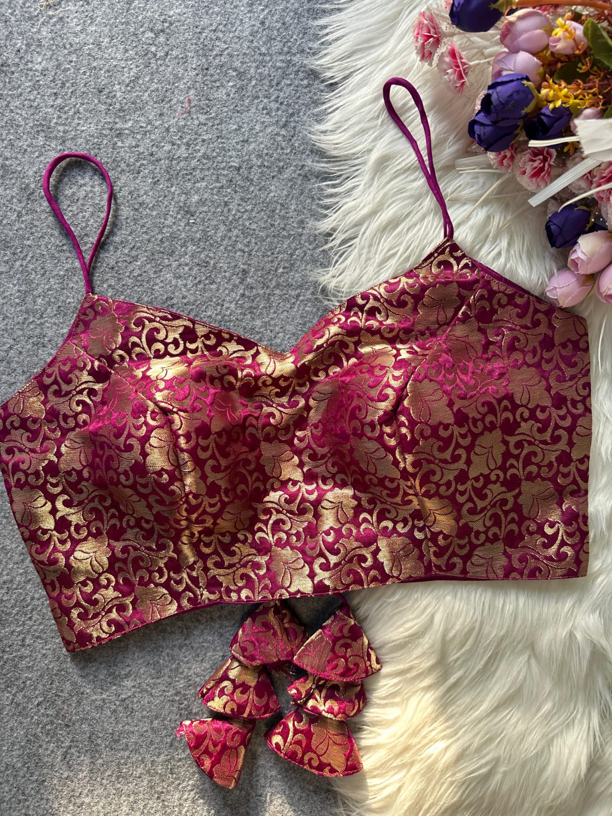 Jacquard silk sleeveless ready made blouse