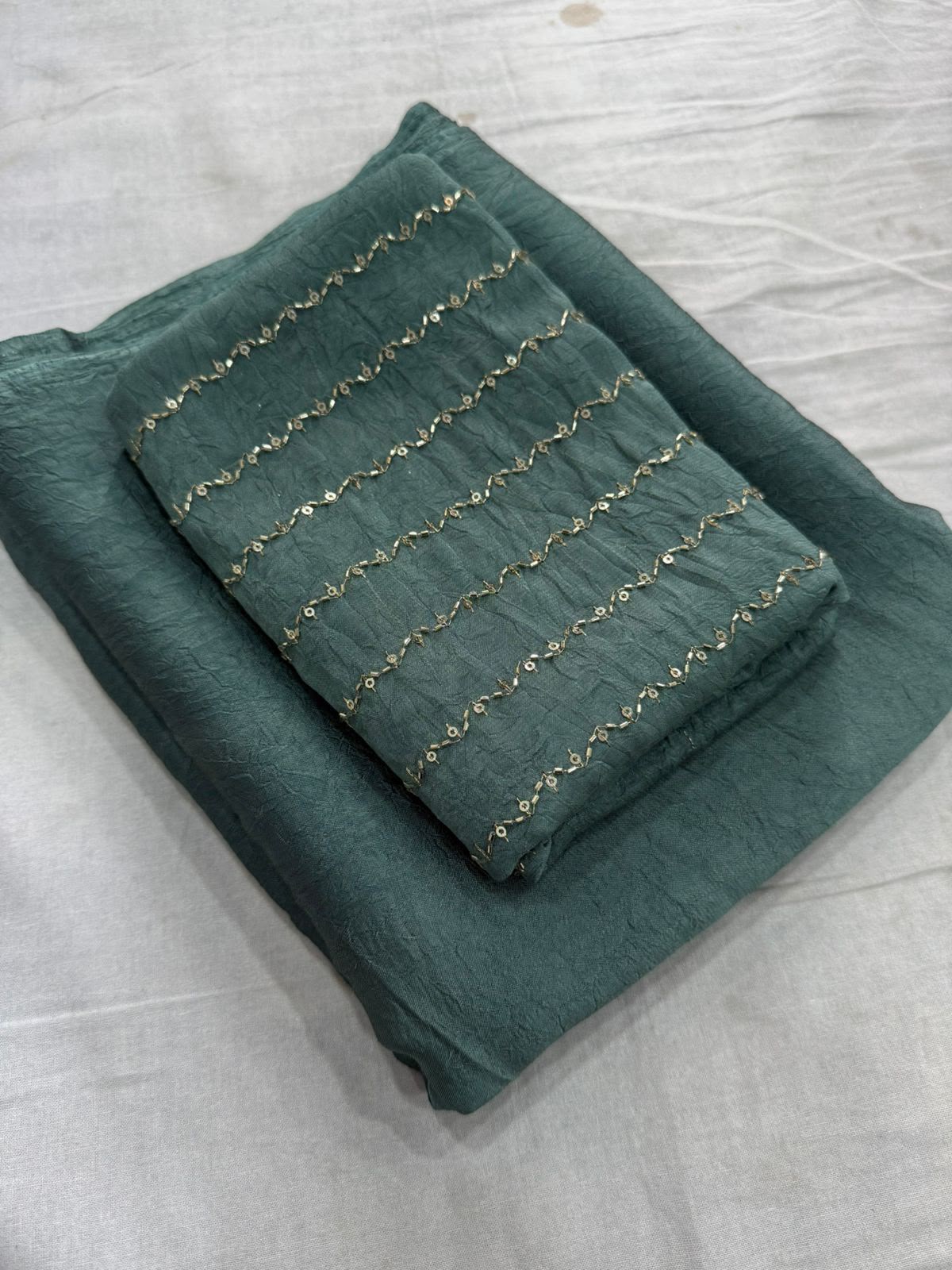 Rangoli Crush Saree With Sequins Bits Blouse