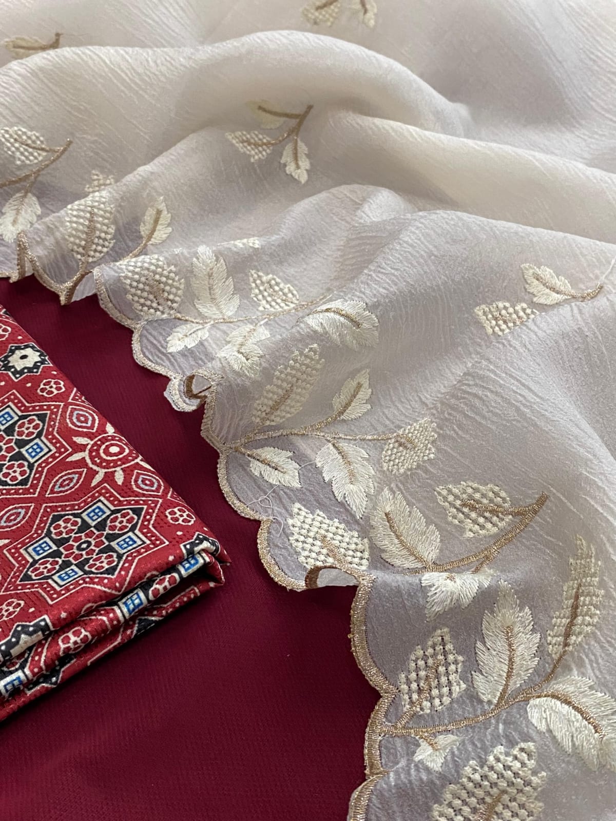 Pure curshed bember georgate sarees