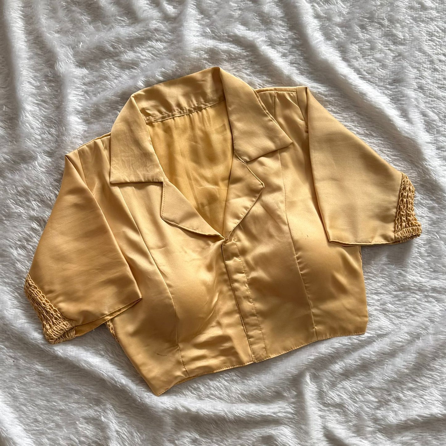Soft silk fabric with elastic attach for better fitting ready made blouse