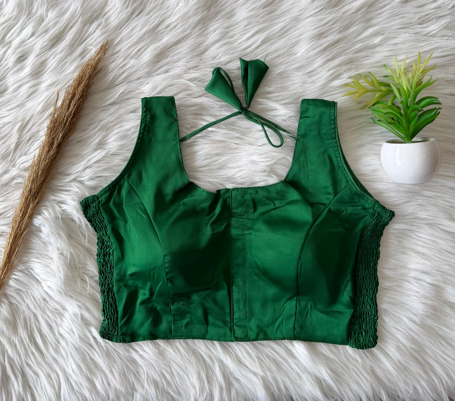 Soft silk fabric with elastic attach for better fitting ready made blouse