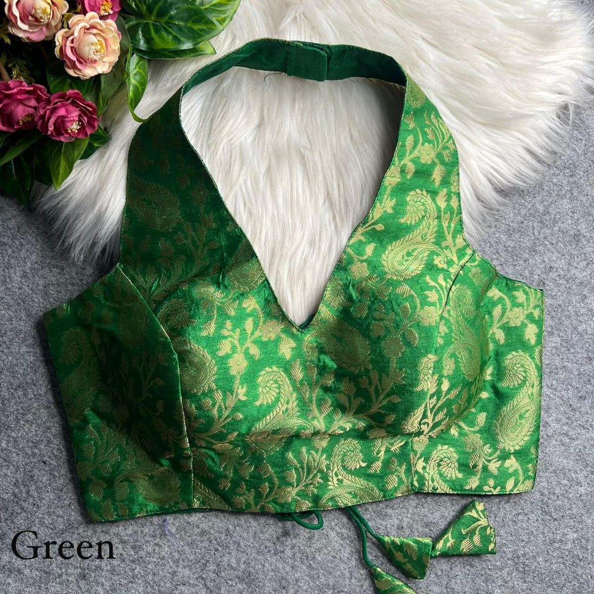 Heavy zari banarasi ready made blouse