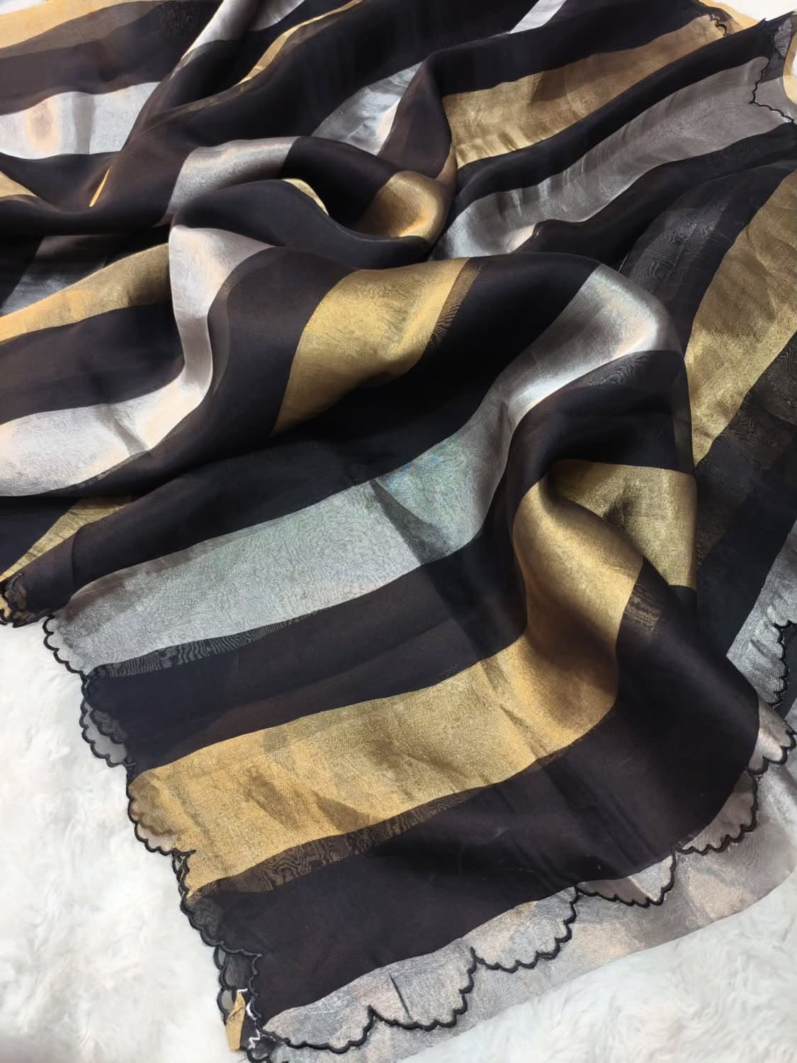 CELEBRATE THIS FESTIVAL SEASON WITH OUR ADOREABLE SAREE TO SHINE