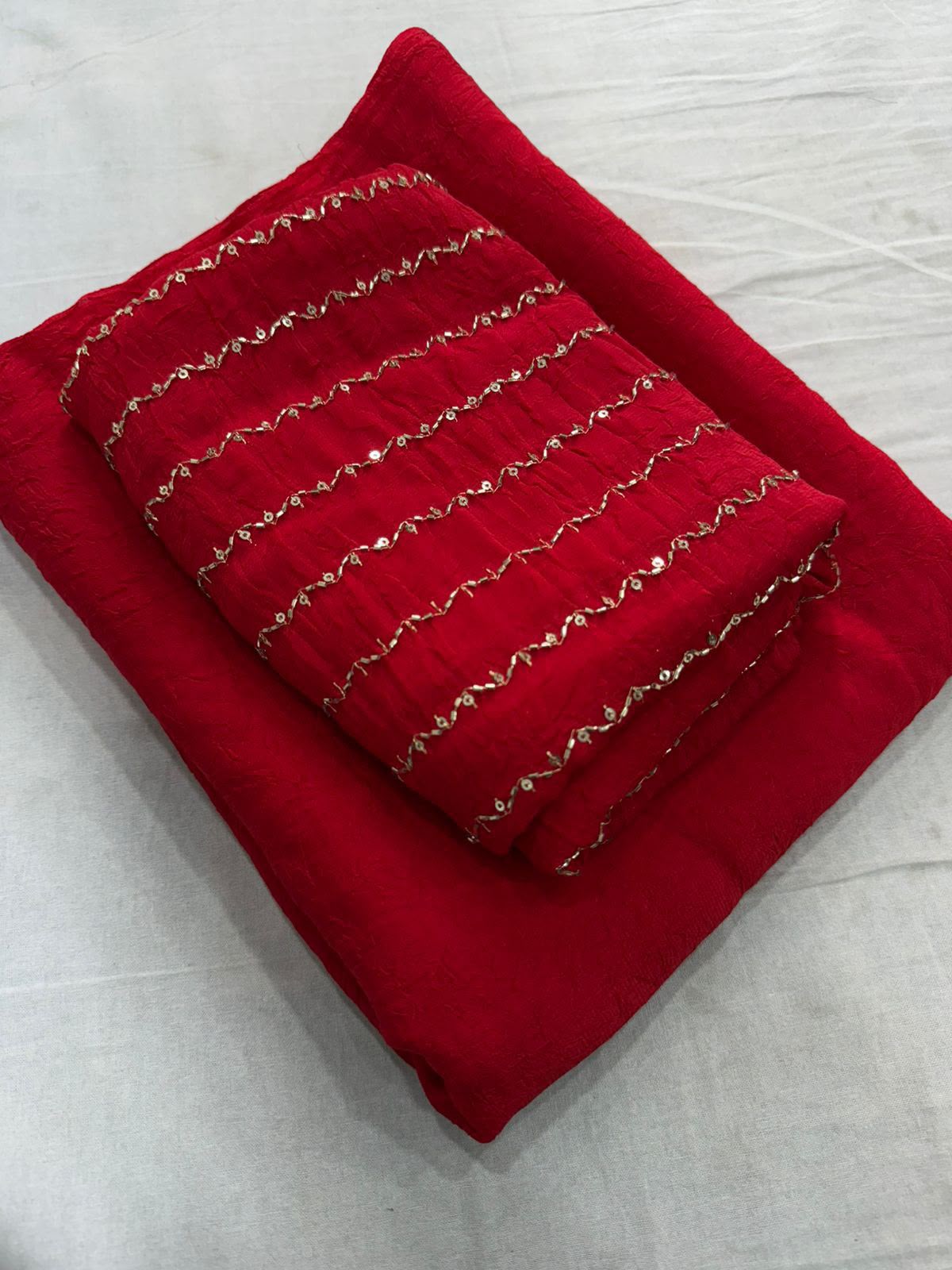 Rangoli Crush Saree With Sequins Bits Blouse