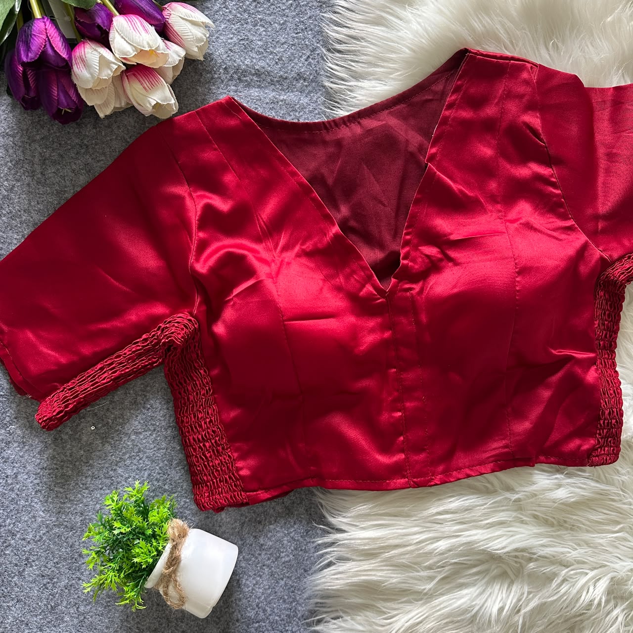 Soft silk fabric with elastic attach for better fitting ready made blouse