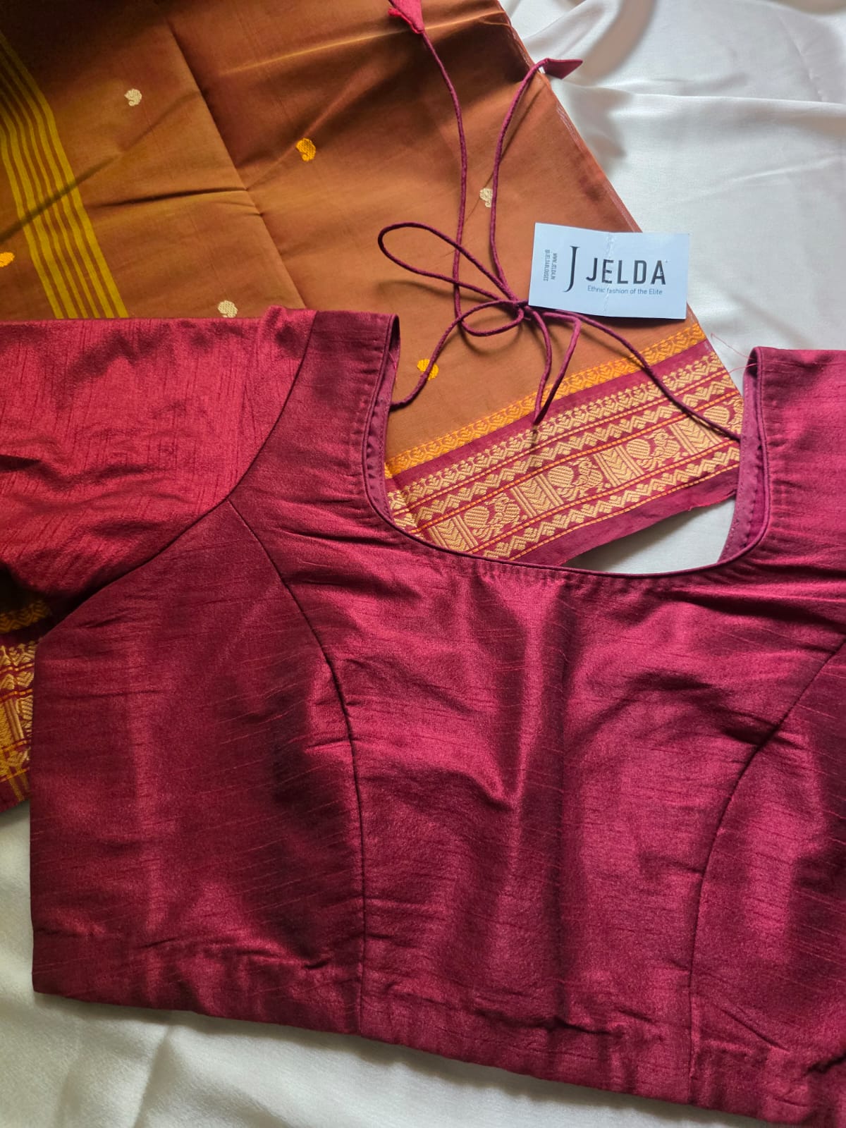 Elegant pure kanchi Cotton thread border saree