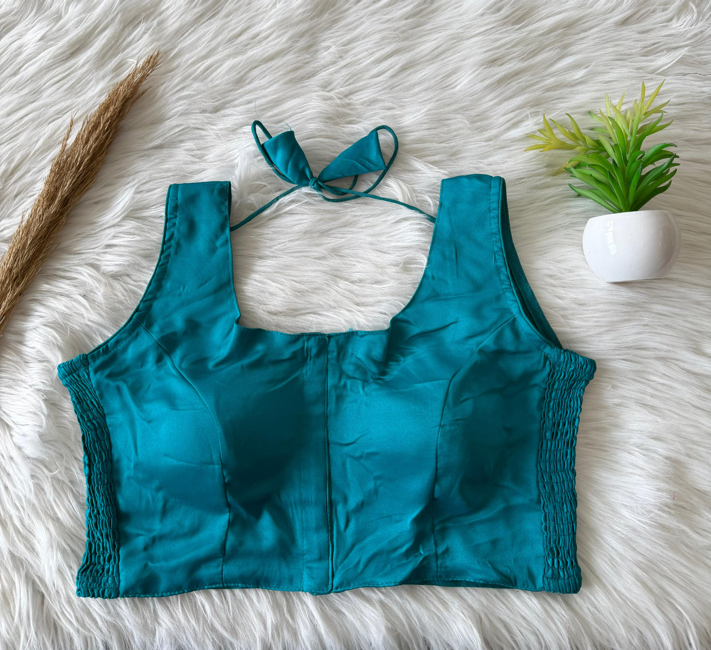 Soft silk fabric with elastic attach for better fitting ready made blouse