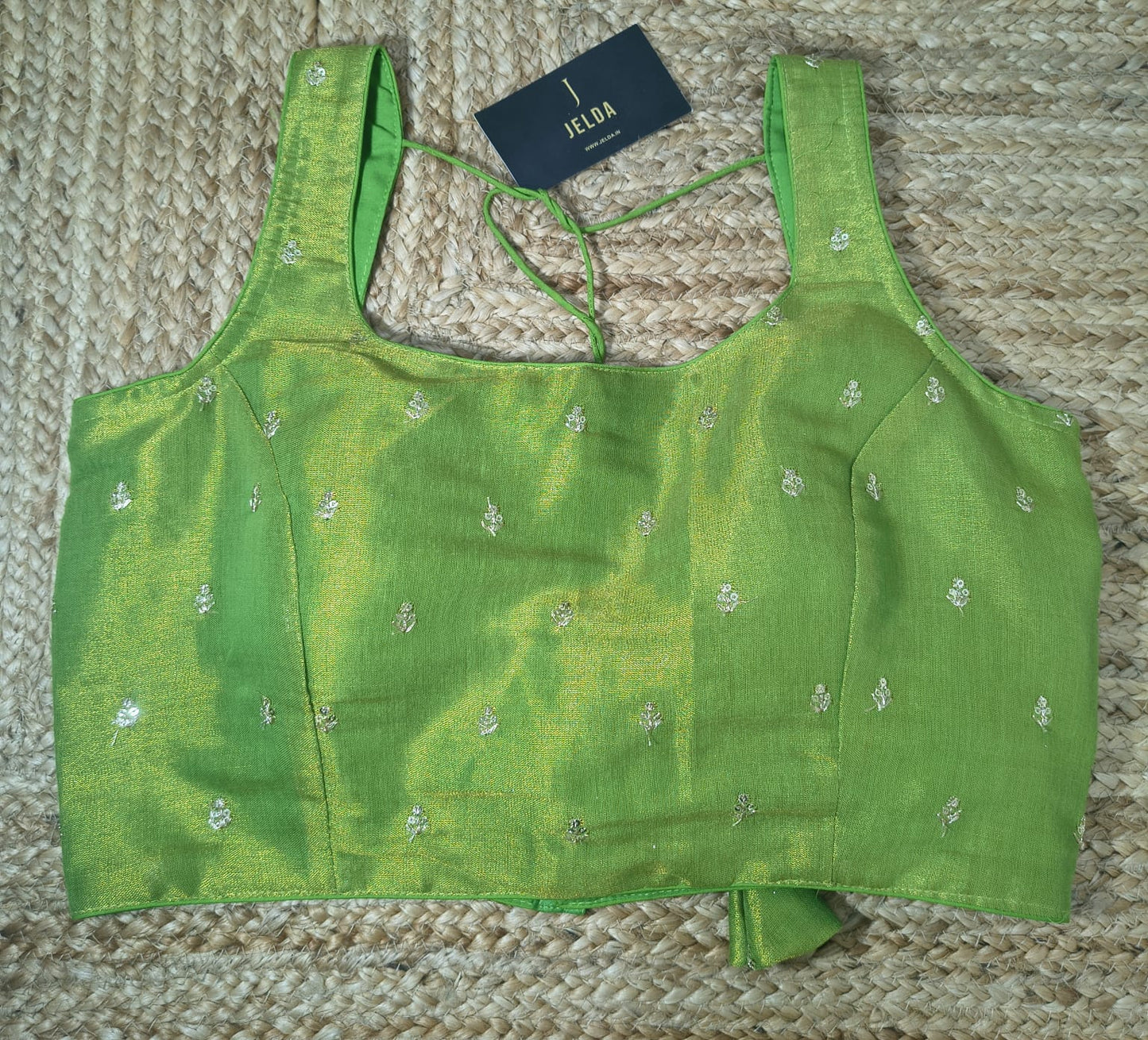 Tissue putta sleeveless ready made blouse
