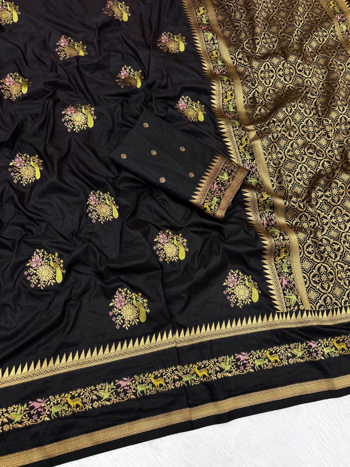 Soft Pure dolla Silk Weaving Saree