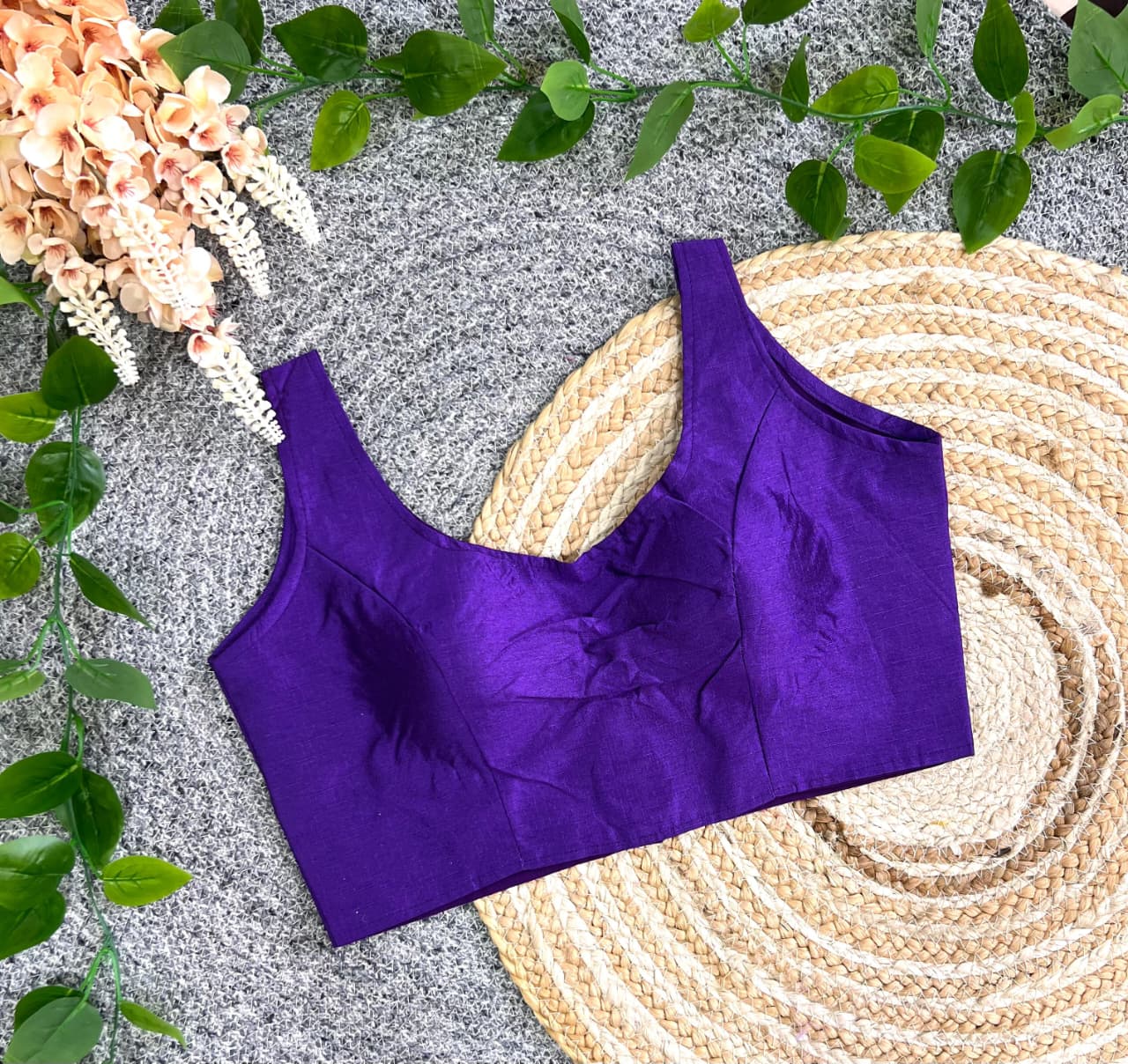 Design bollywood hit sleeveless blouse