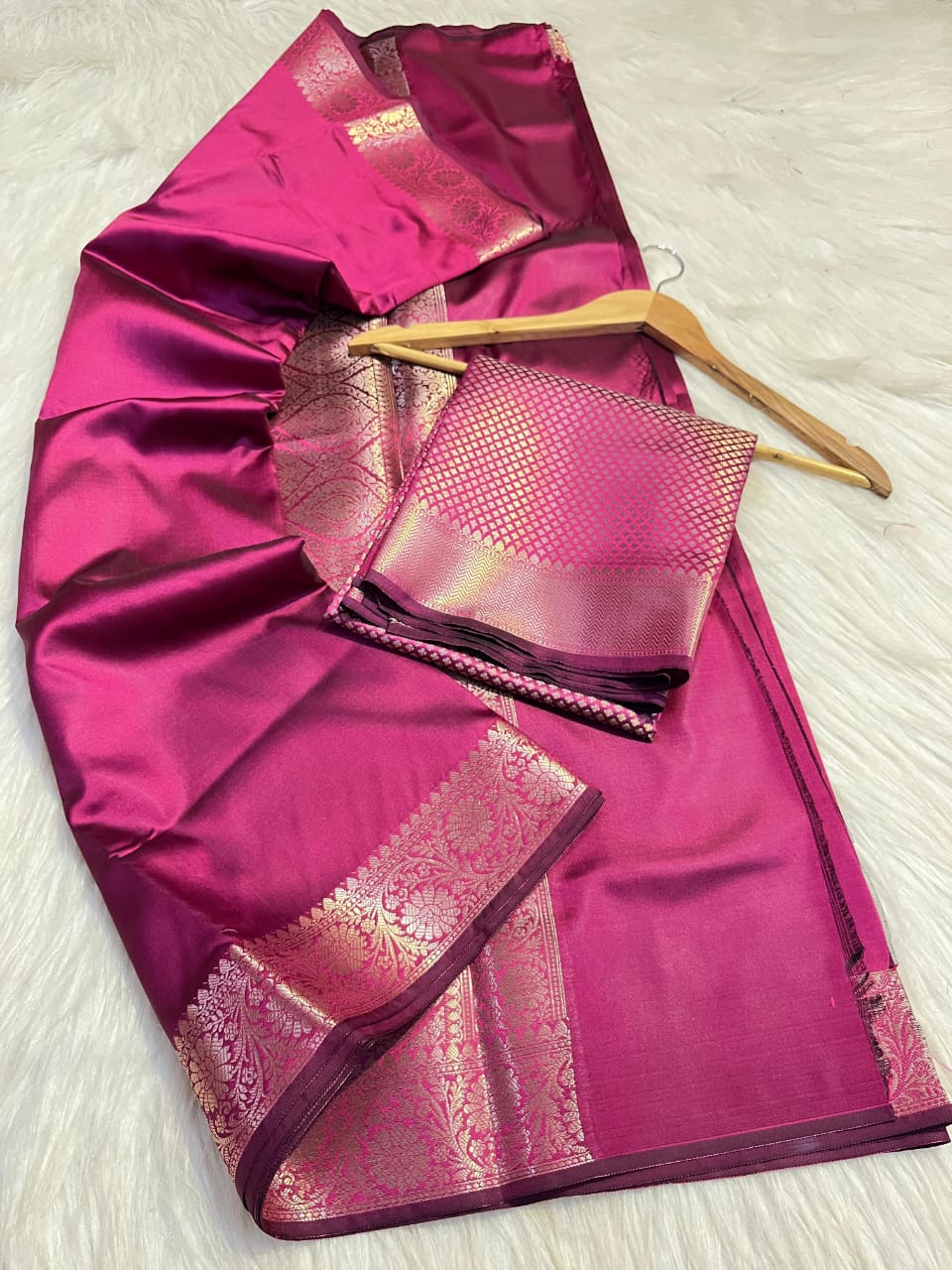 Banarasi Semi katan Soft Saree