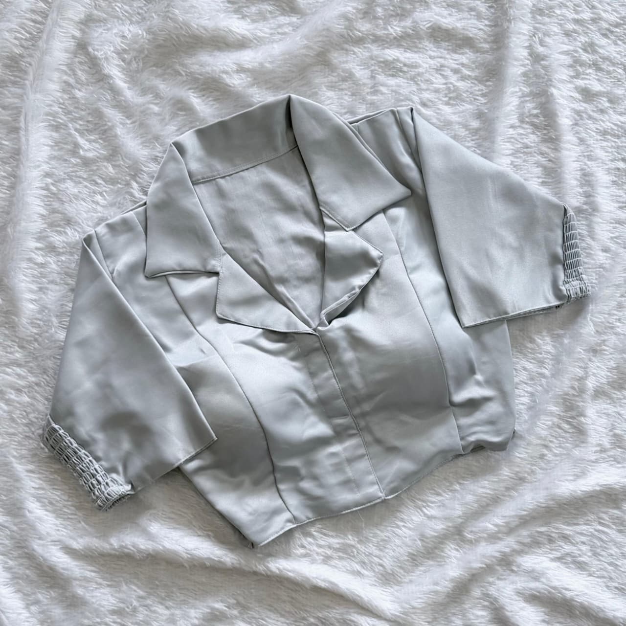 Soft silk fabric with elastic attach for better fitting ready made blouse