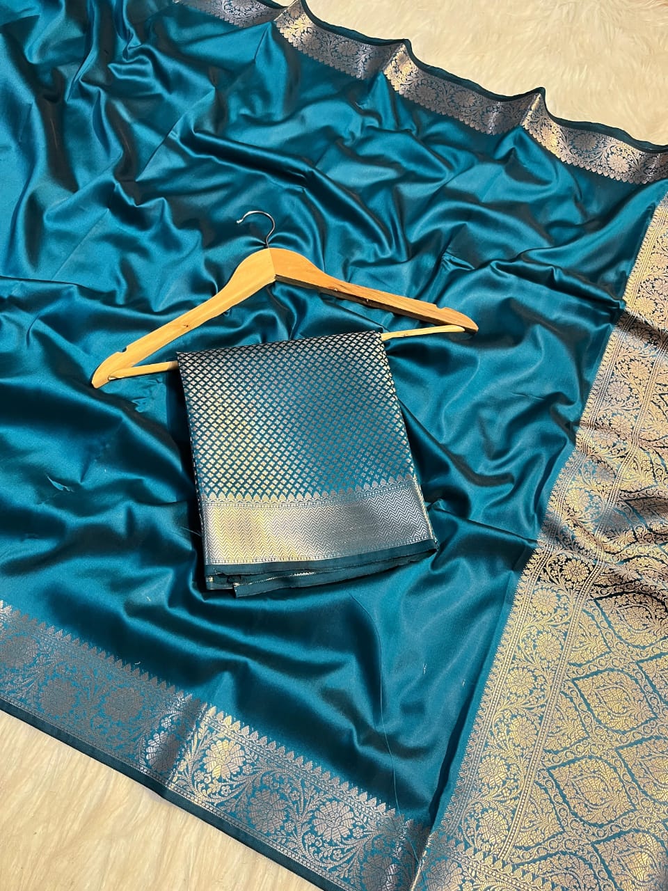 Banarasi Semi katan Soft Saree