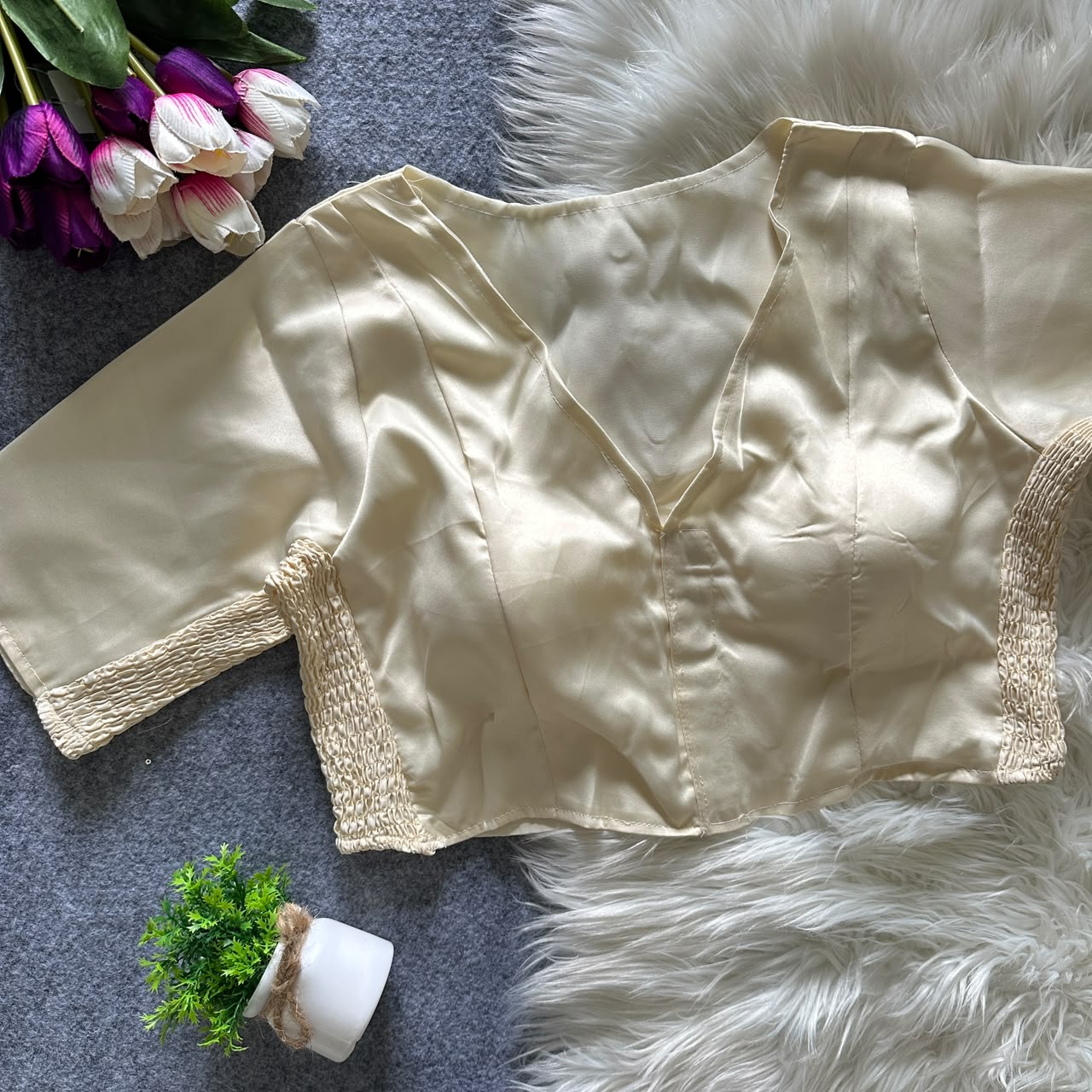 Soft silk fabric with elastic attach for better fitting ready made blouse