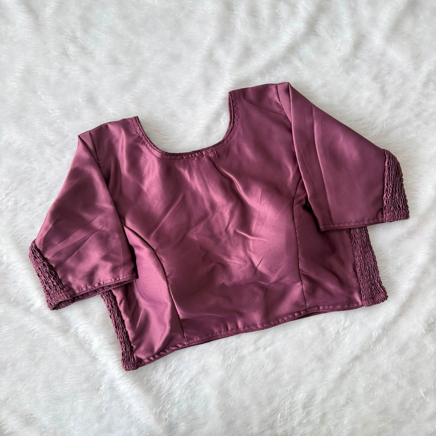 Soft silk fabric with elastic attach for better fitting ready made blouse