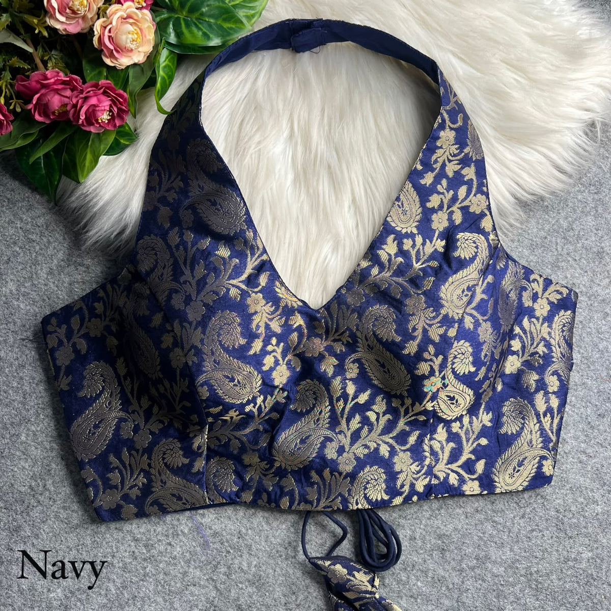 Heavy zari banarasi ready made blouse