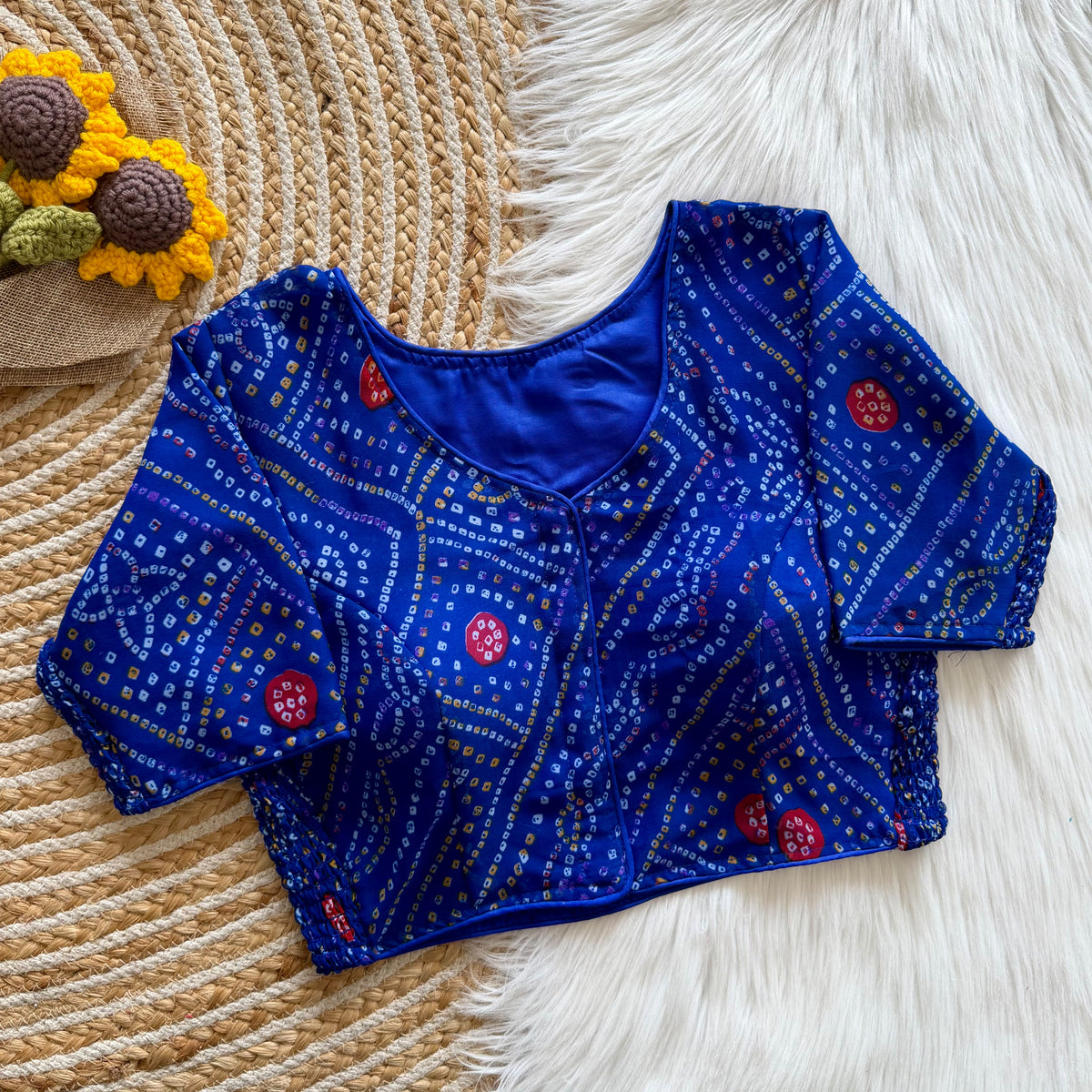 Beautiful bhandani print with side elastic ready made blouse