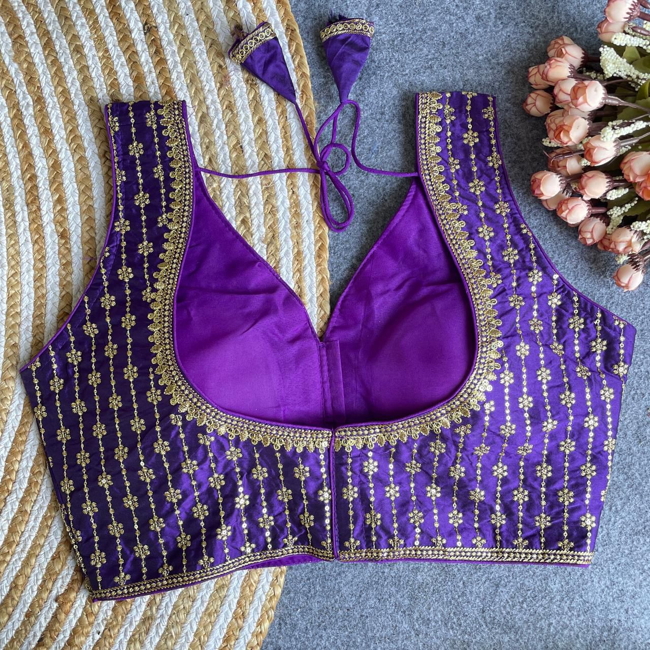 Heavy banarasi silk sleeveless ready made blouse