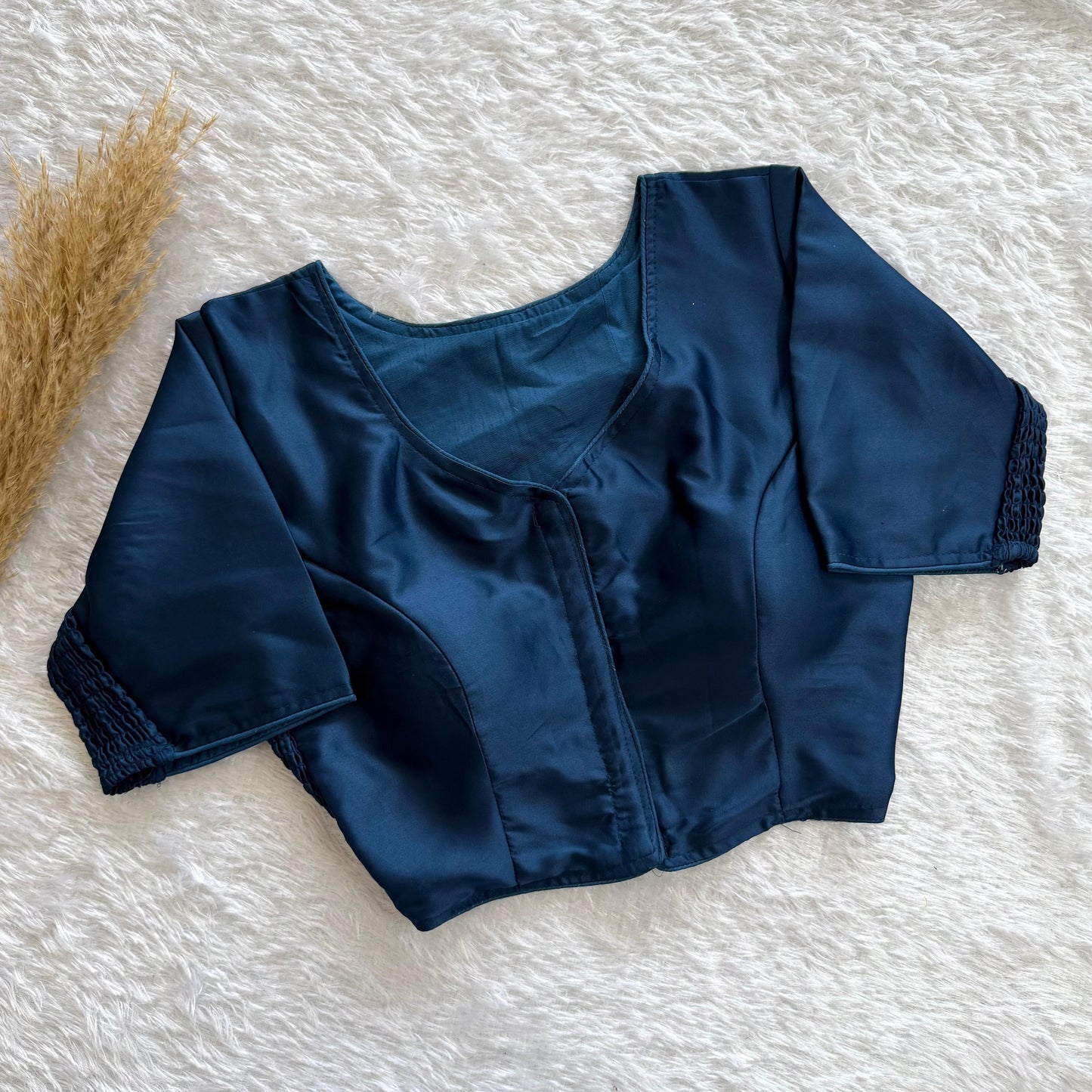 Soft silk fabric with elastic attach for better fitting ready made blouse