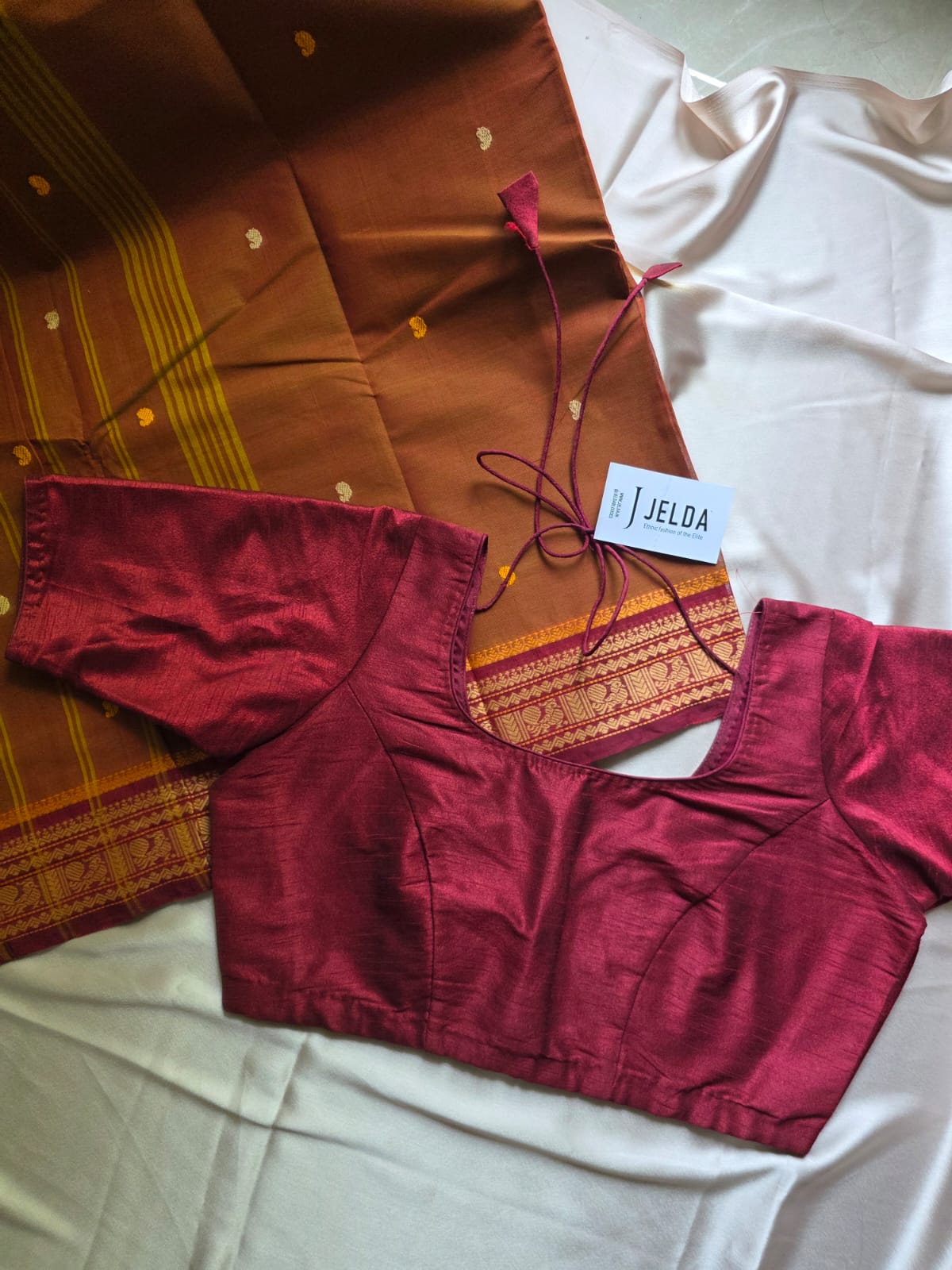 Elegant pure kanchi Cotton thread border saree
