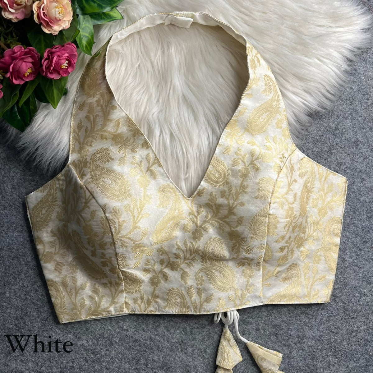 Heavy zari banarasi ready made blouse