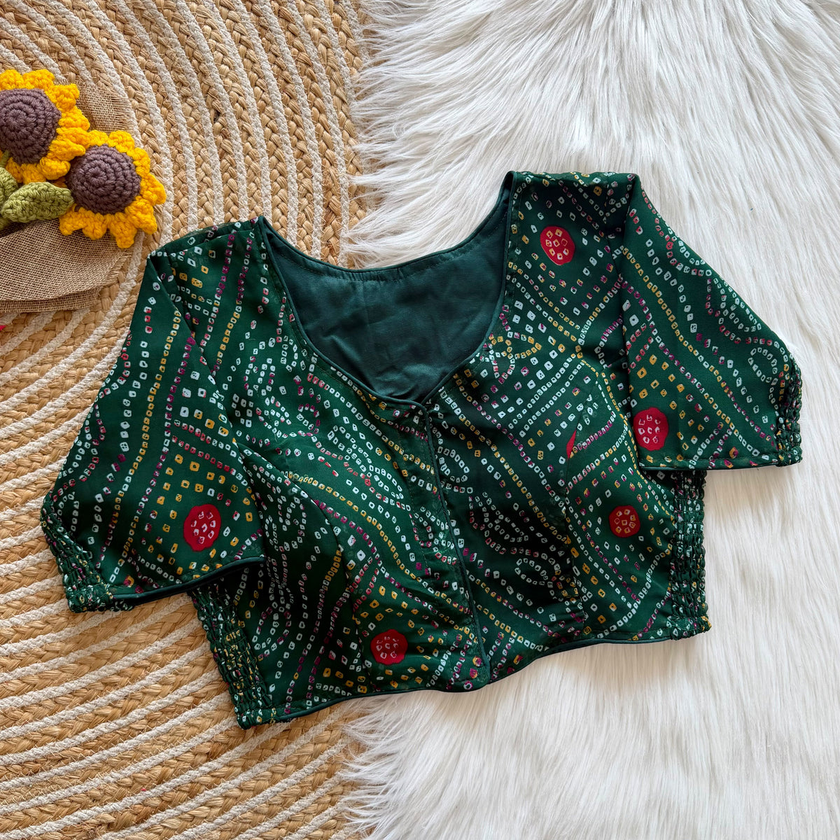 Beautiful bhandani print with side elastic ready made blouse