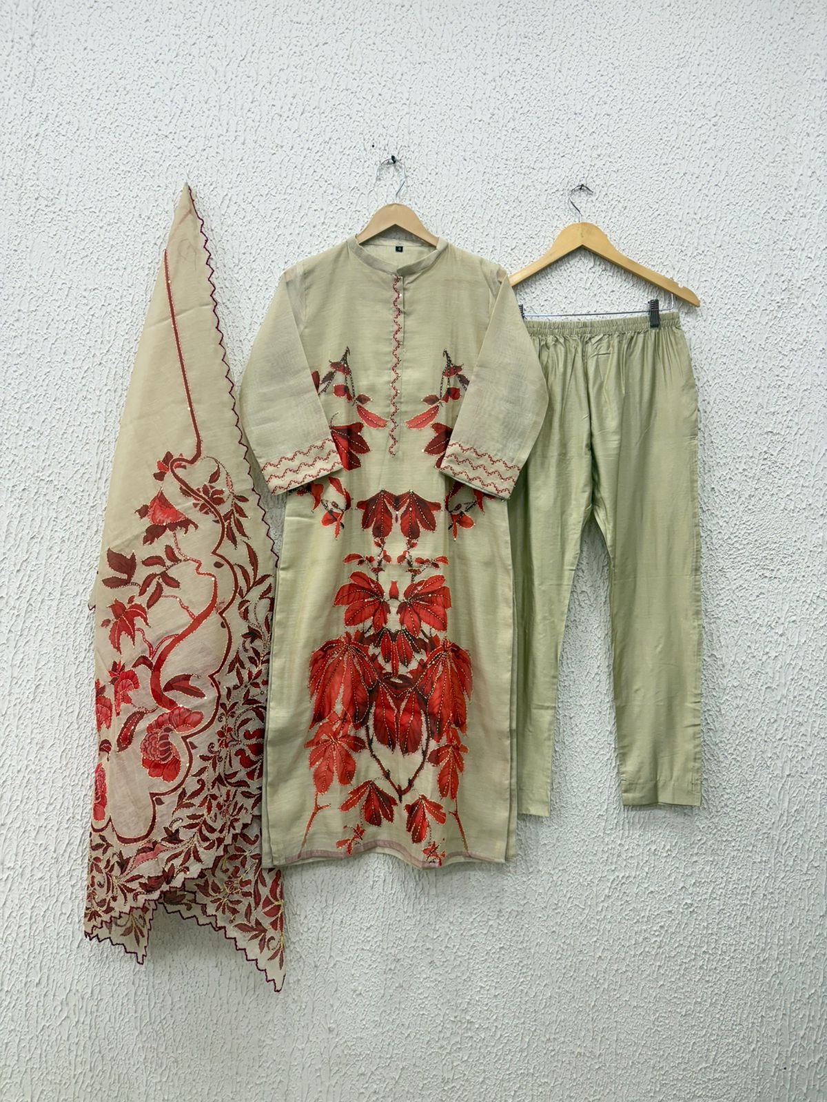 Pure Linen hand kantha work salwar suit